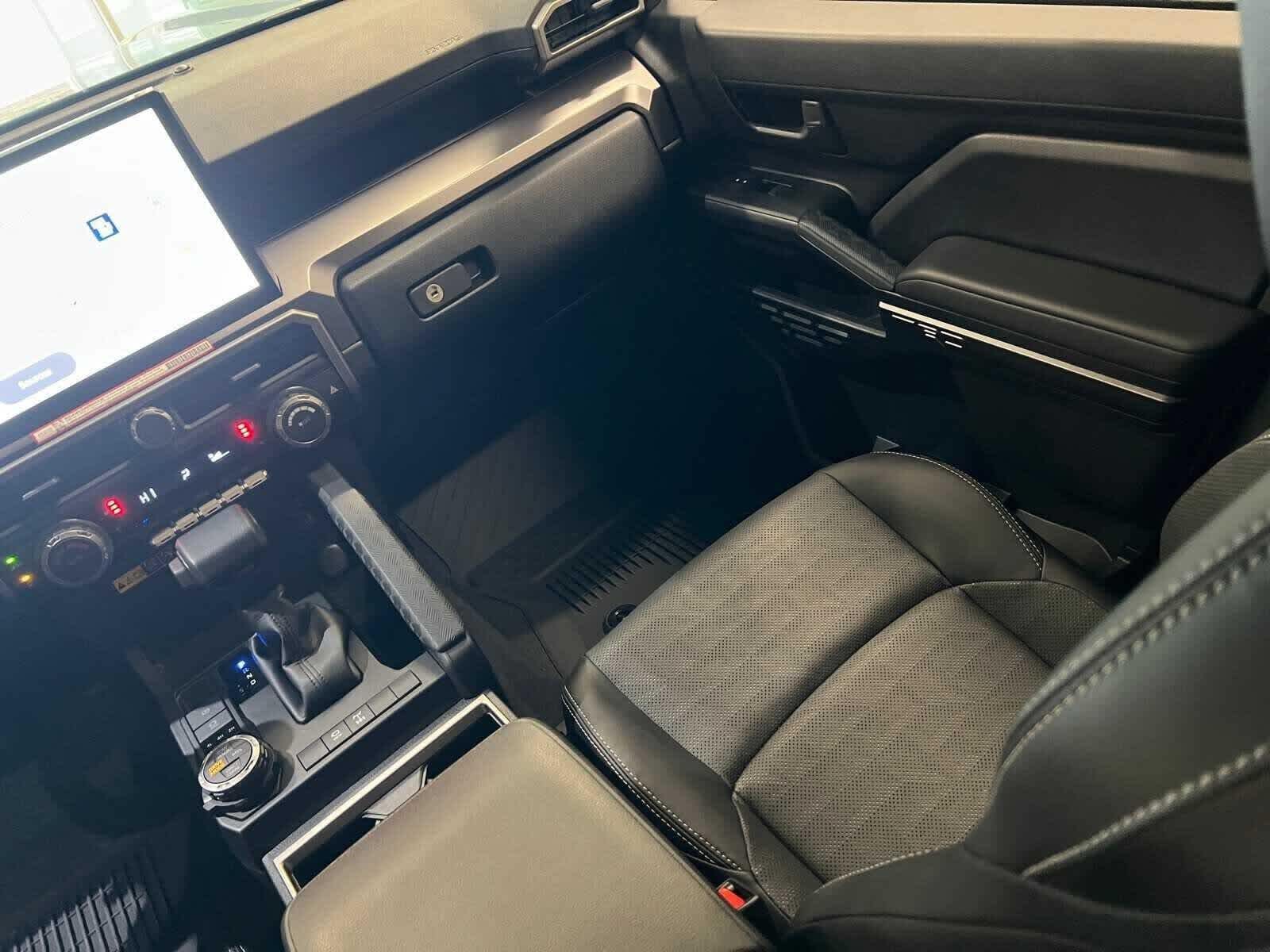 Thumbnail: 2025 Toyota 4Runner - 10