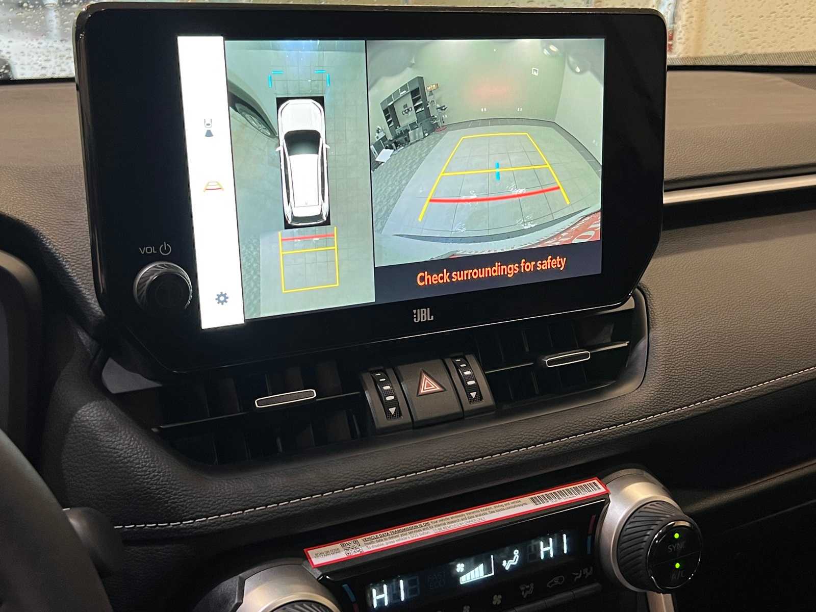 Thumbnail: 2025 Toyota RAV4 - 27