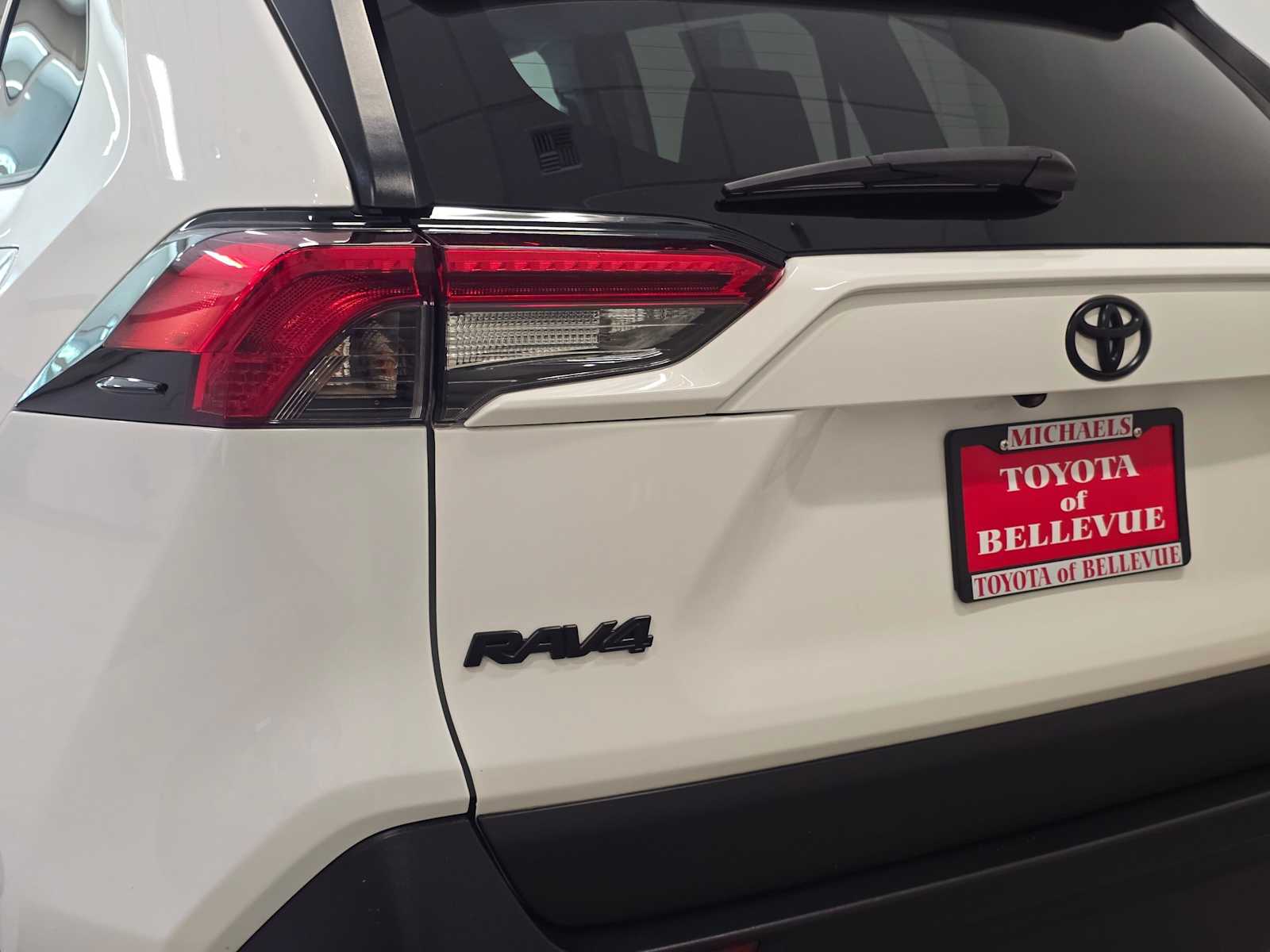 Thumbnail: 2023 Toyota RAV4 - 7