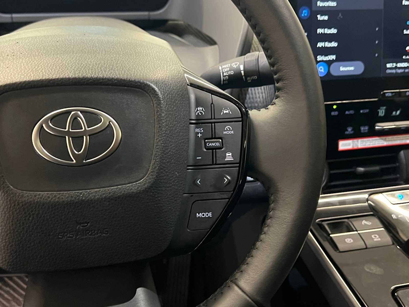 Thumbnail: 2024 Toyota bZ4X - 21