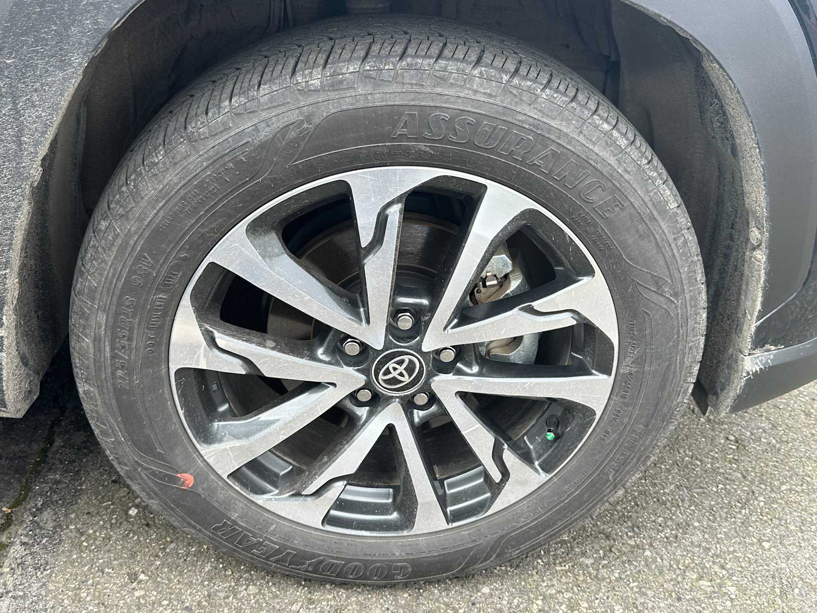 Thumbnail: 2024 Toyota Corolla Cross - 4