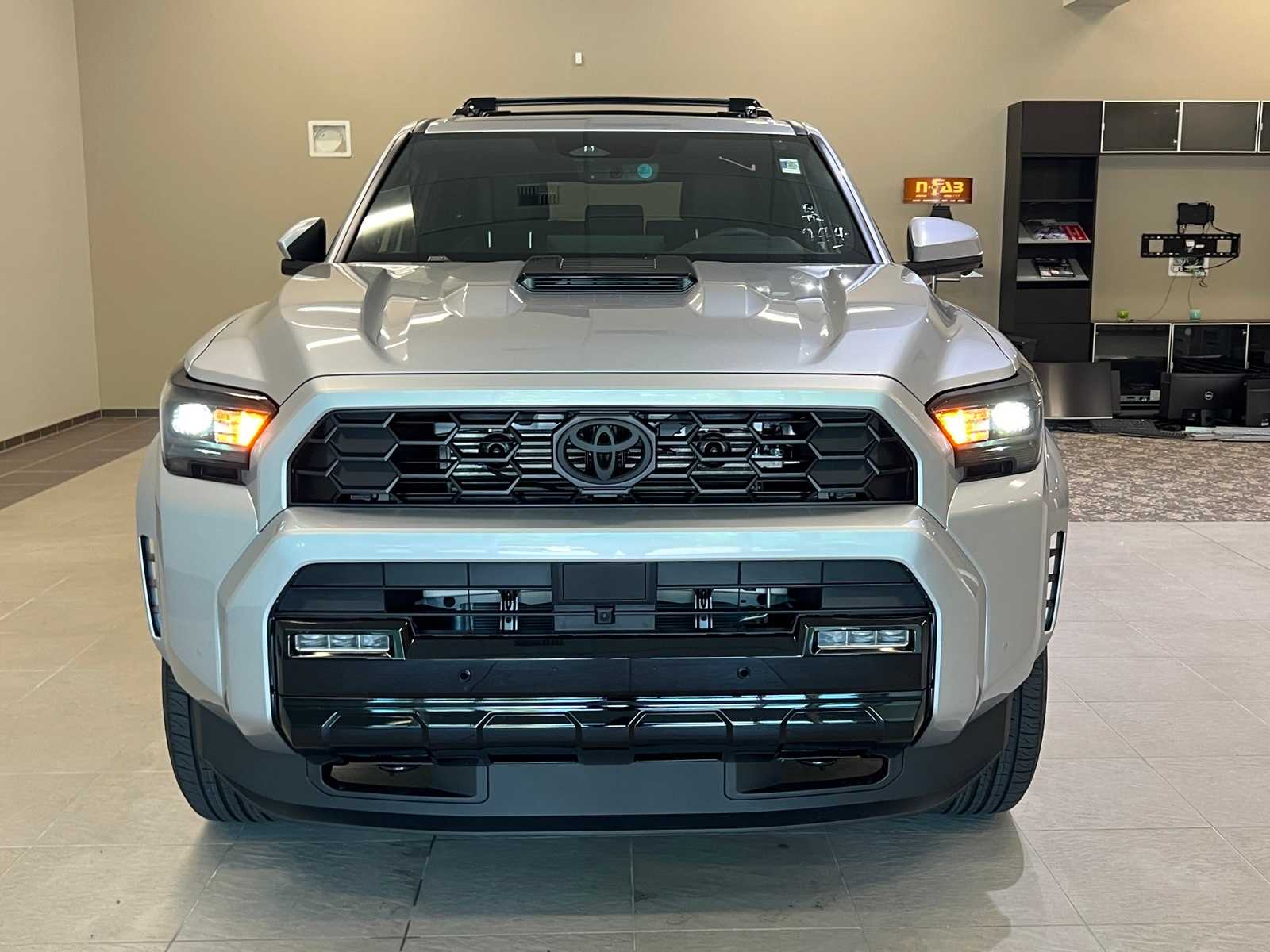 Thumbnail: 2025 Toyota 4Runner - 8