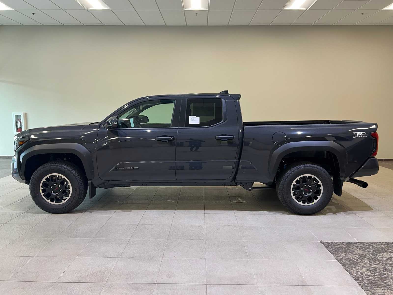 Thumbnail: 2025 Toyota Tacoma - 3