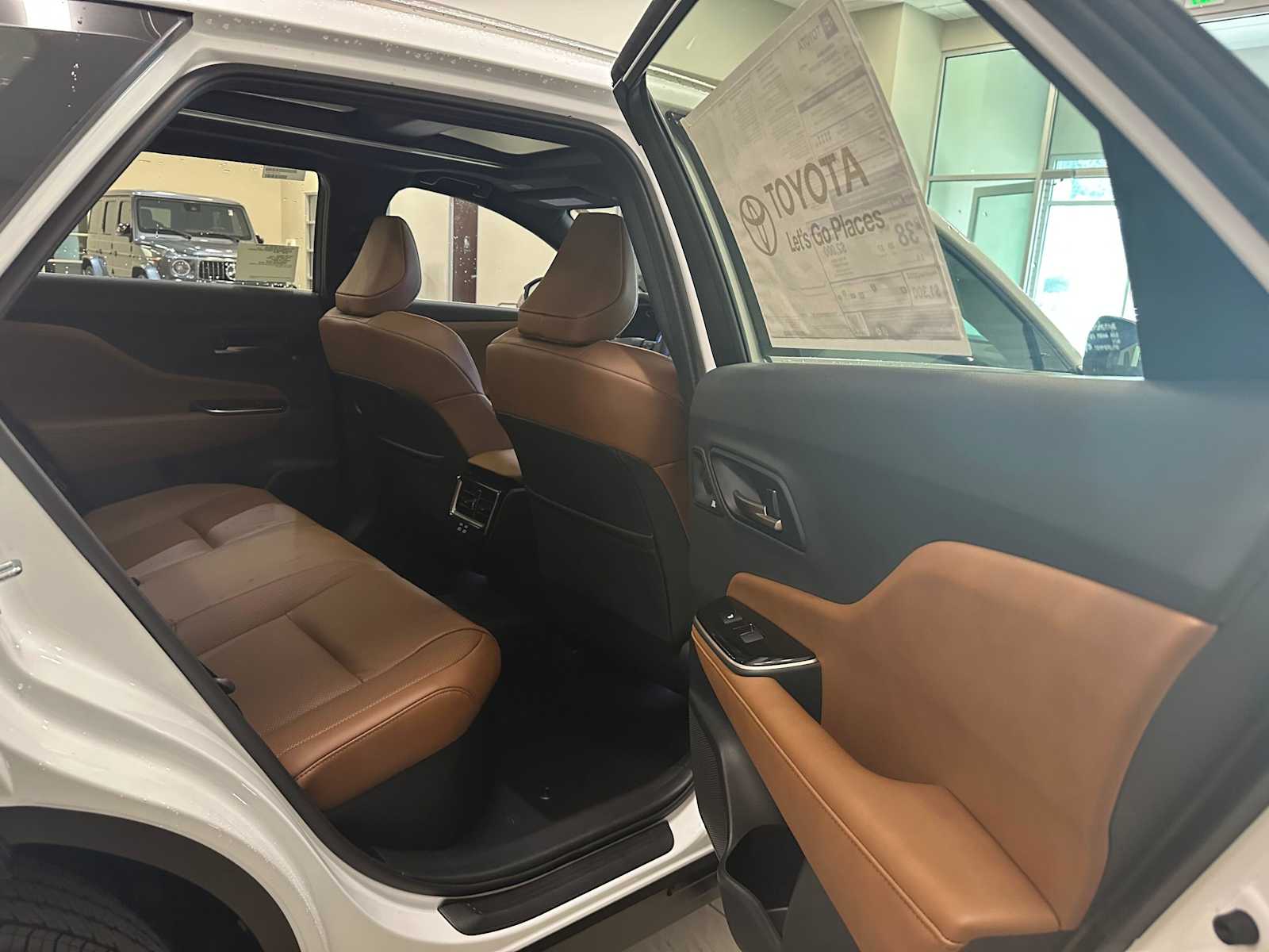 Thumbnail: 2026 Toyota Crown Signia - 26