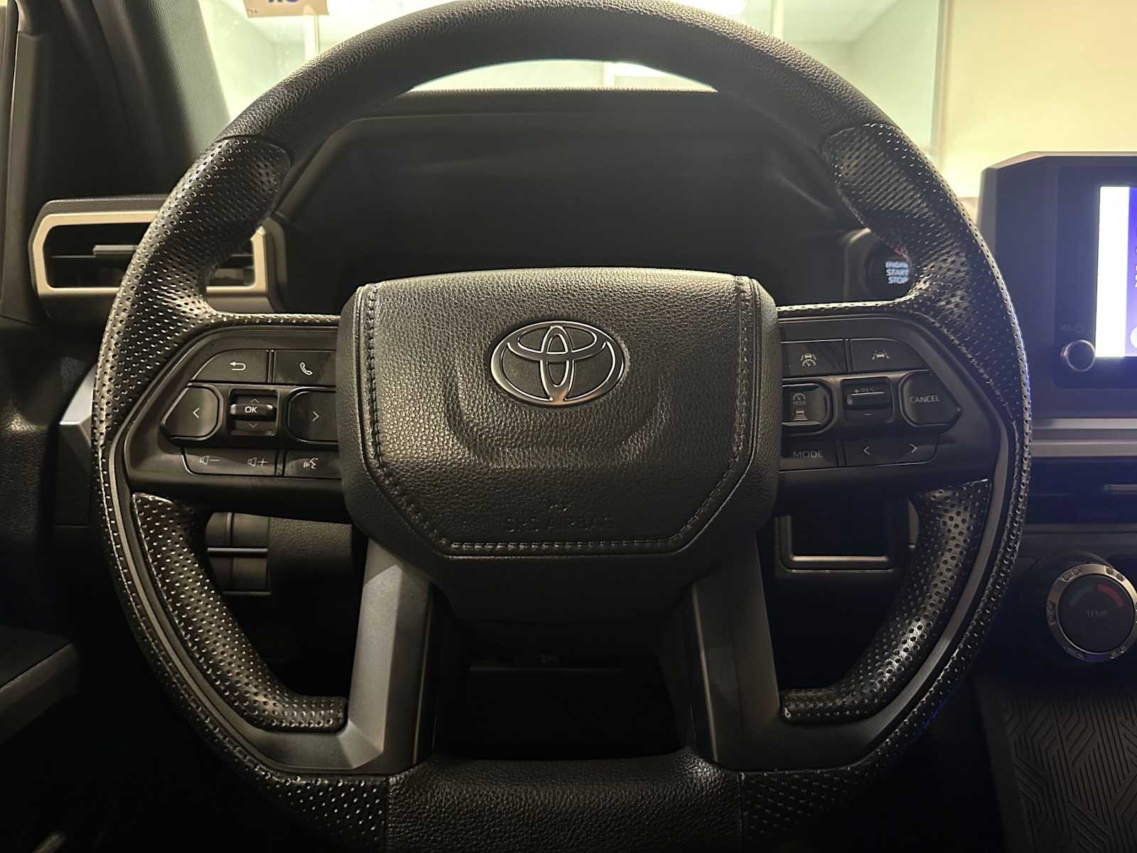 Thumbnail: 2025 Toyota Tacoma - 10