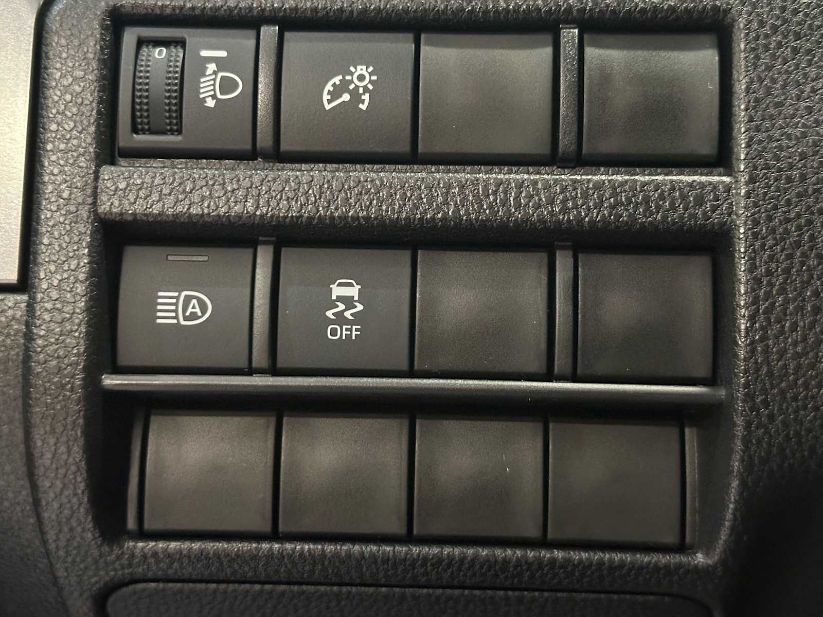 Thumbnail: 2026 Toyota Tacoma - 18