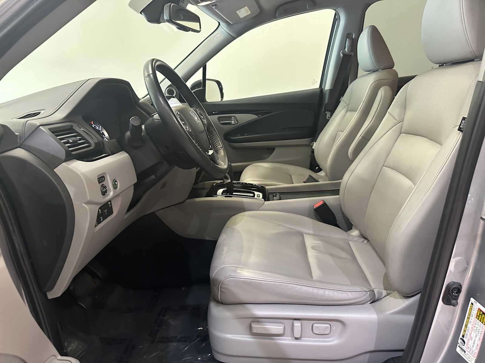 Thumbnail: 2019 Honda Ridgeline - 22