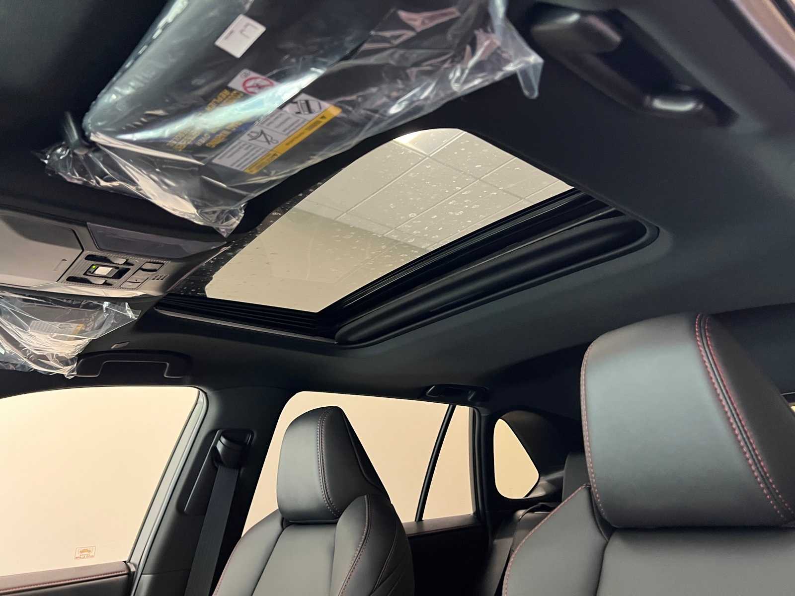 Thumbnail: 2025 Toyota RAV4 - 17