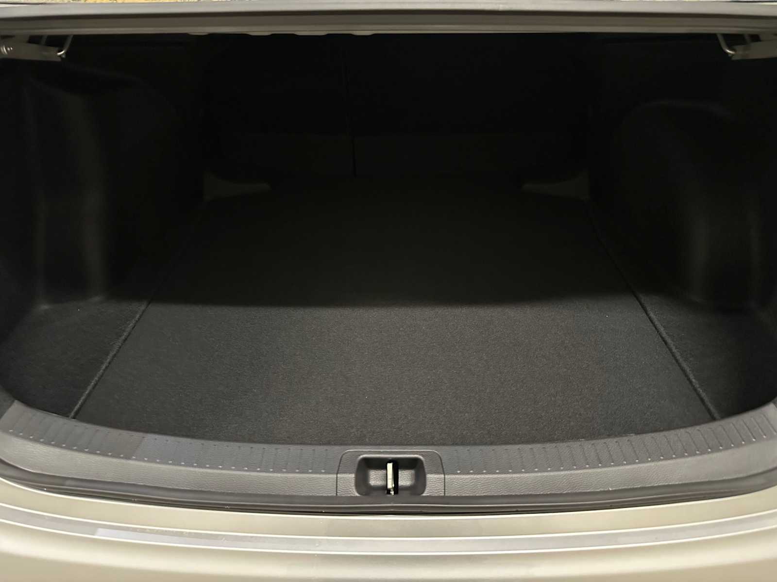 Thumbnail: 2026 Toyota Corolla - 31