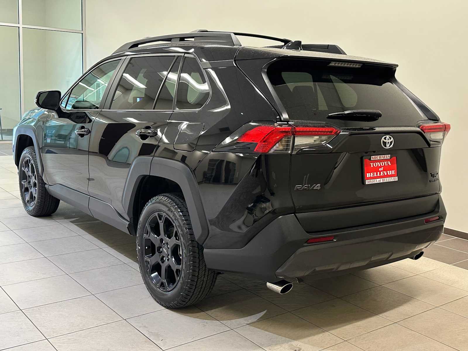 Thumbnail: 2023 Toyota RAV4 - 4