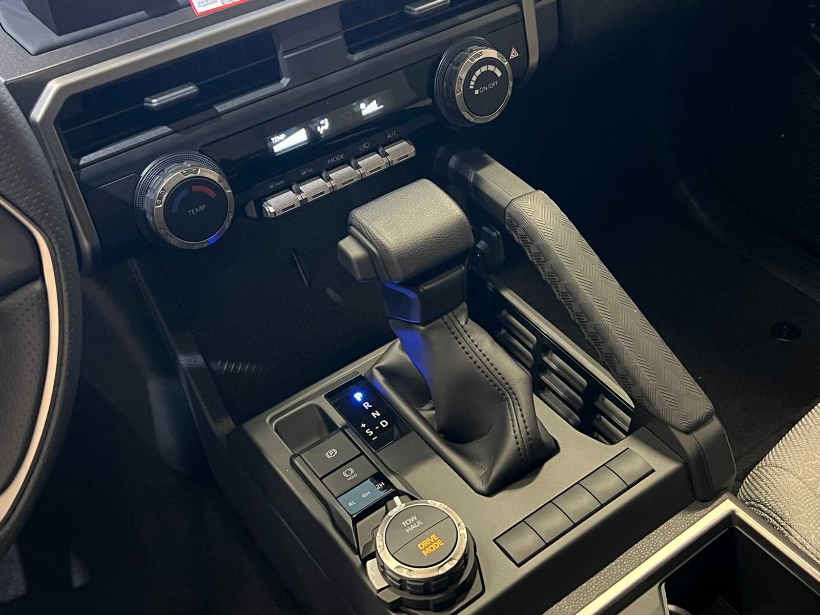 Thumbnail: 2025 Toyota 4Runner - 22