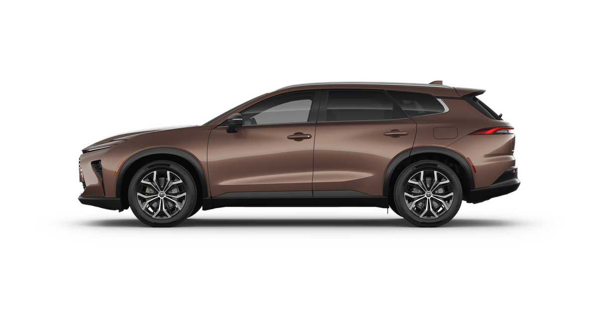 Thumbnail: 2025 Toyota Crown Signia - 4
