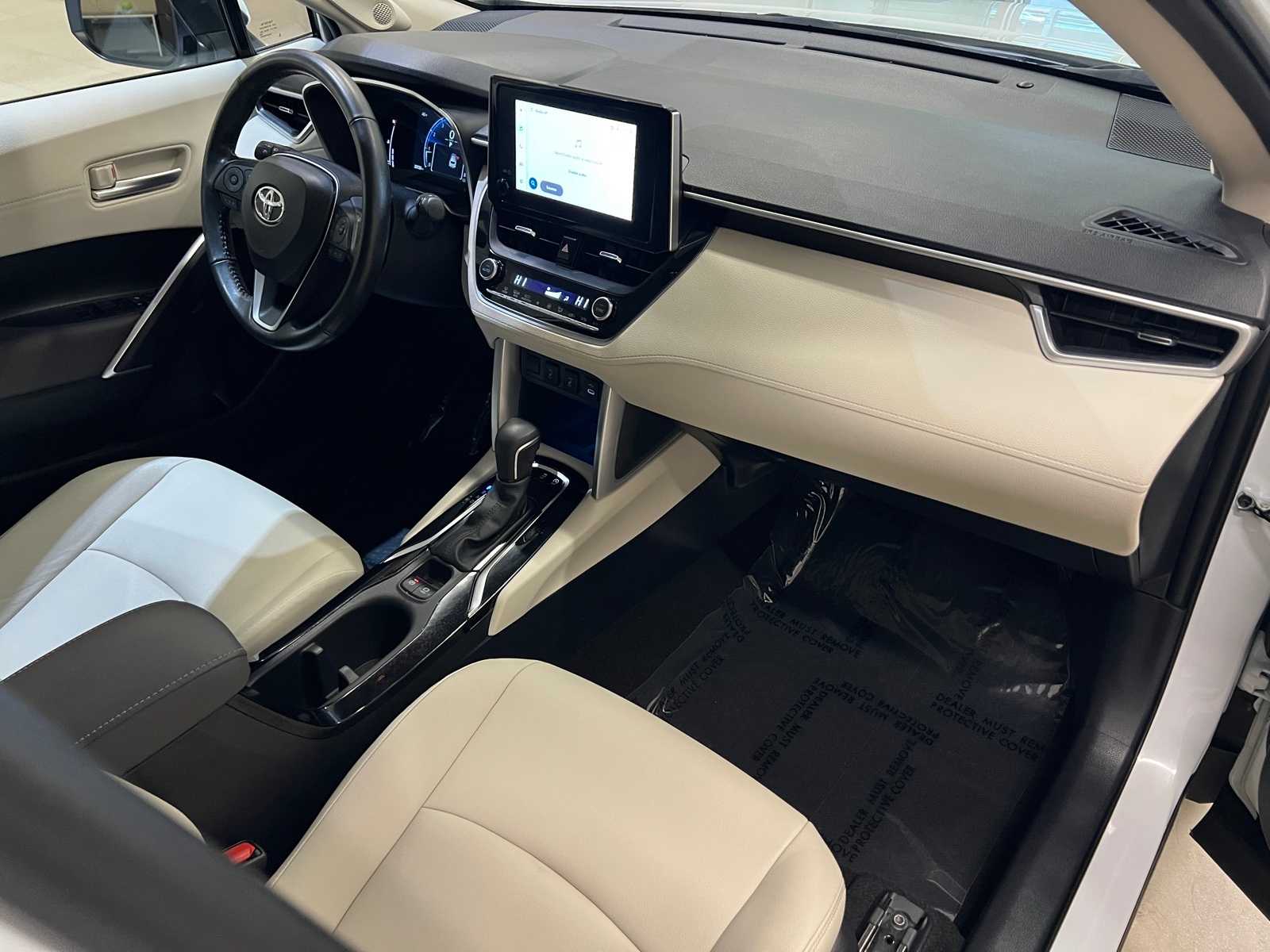 Thumbnail: 2023 Toyota Corolla Cross - 15