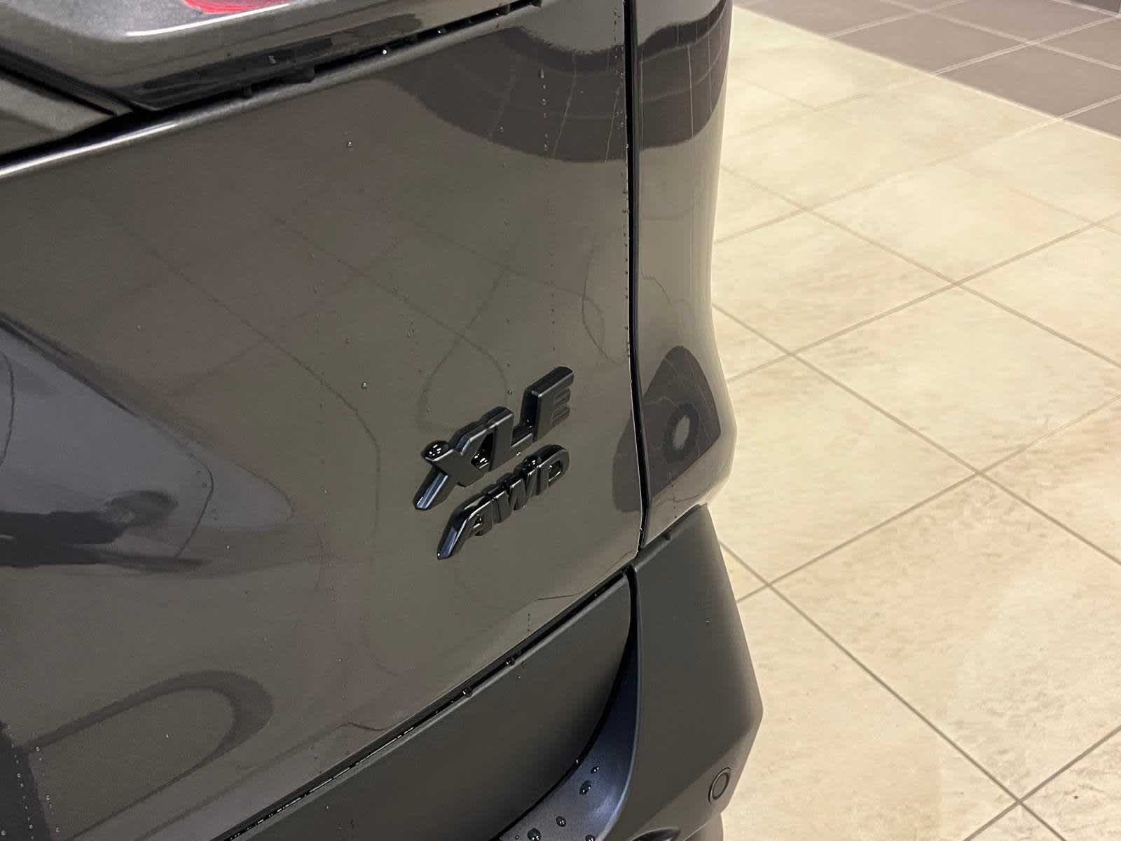 Thumbnail: 2025 Toyota RAV4 - 6