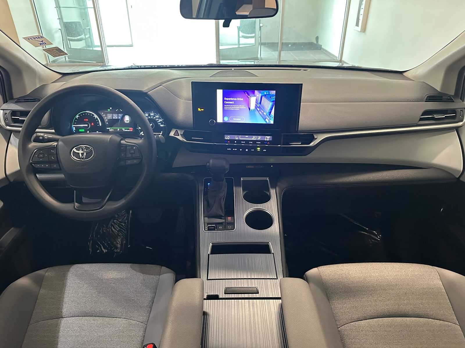 Thumbnail: 2025 Toyota Sienna - 11