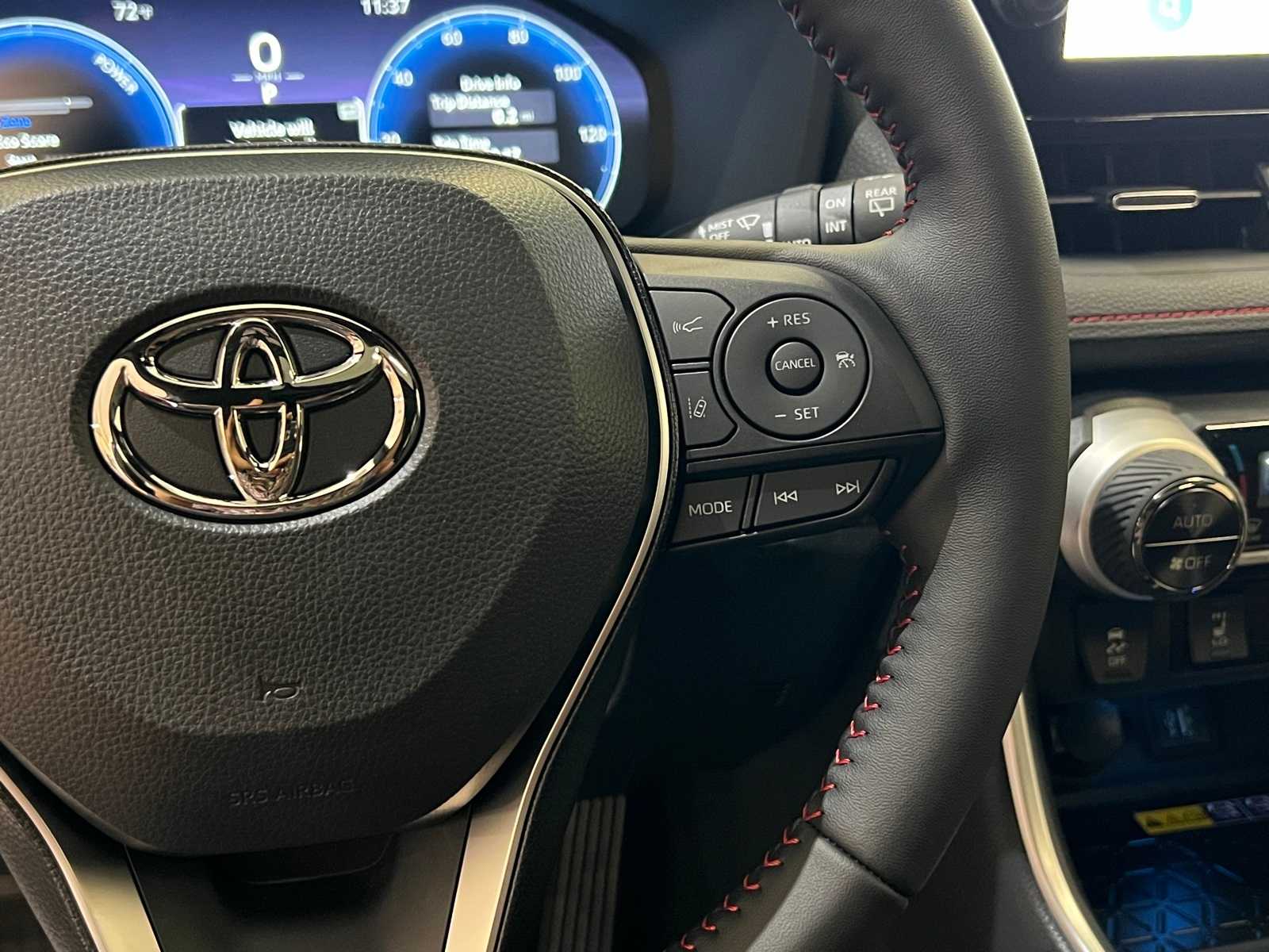 Thumbnail: 2025 Toyota RAV4 - 20