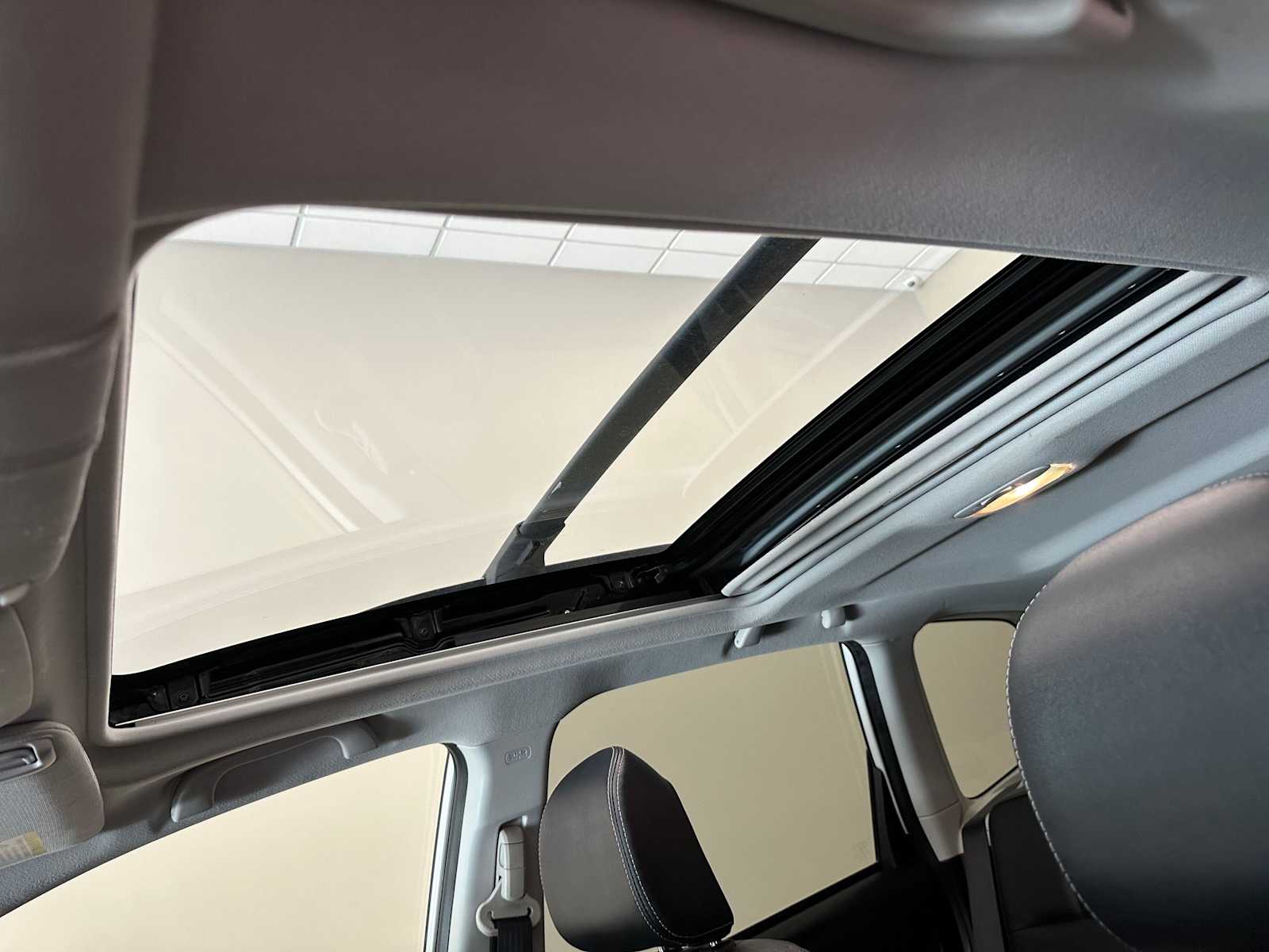 Thumbnail: 2014 Subaru Forester - 20