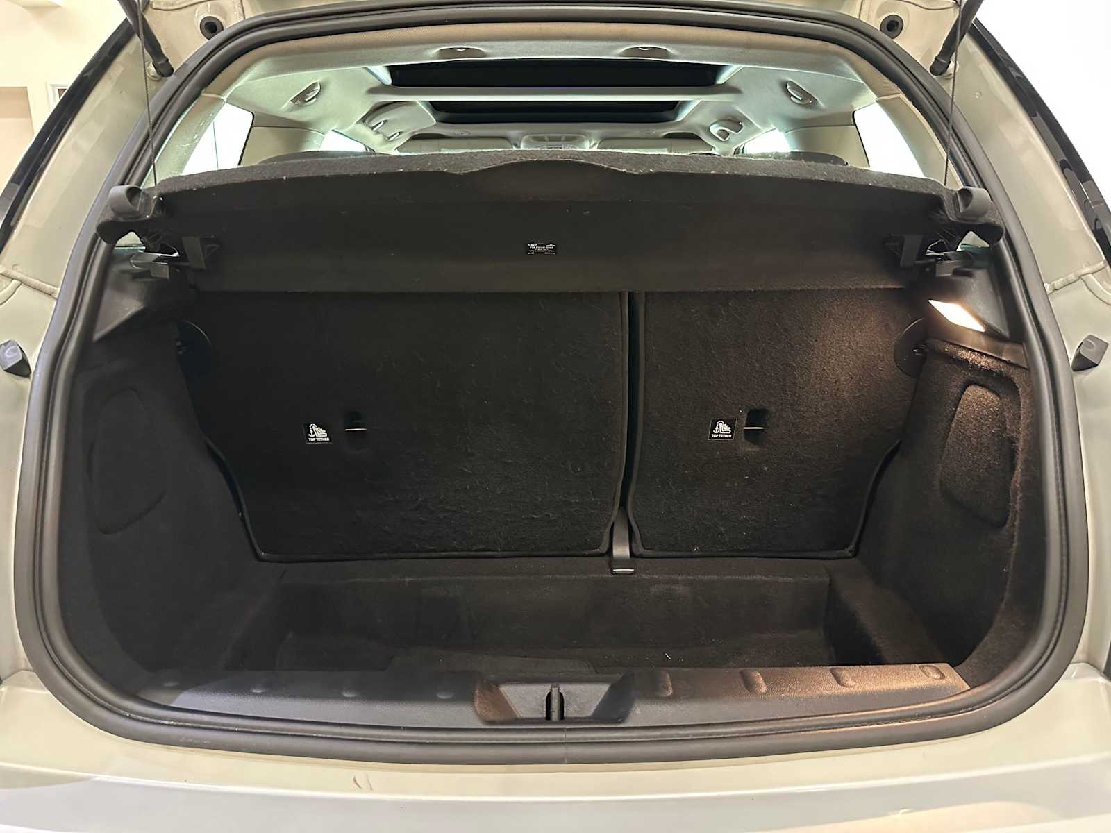 Thumbnail: 2014 MINI Cooper Hardtop - 28