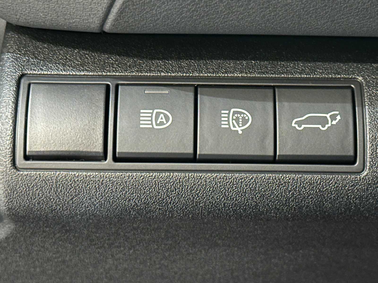 Thumbnail: 2026 Toyota bZ - 18