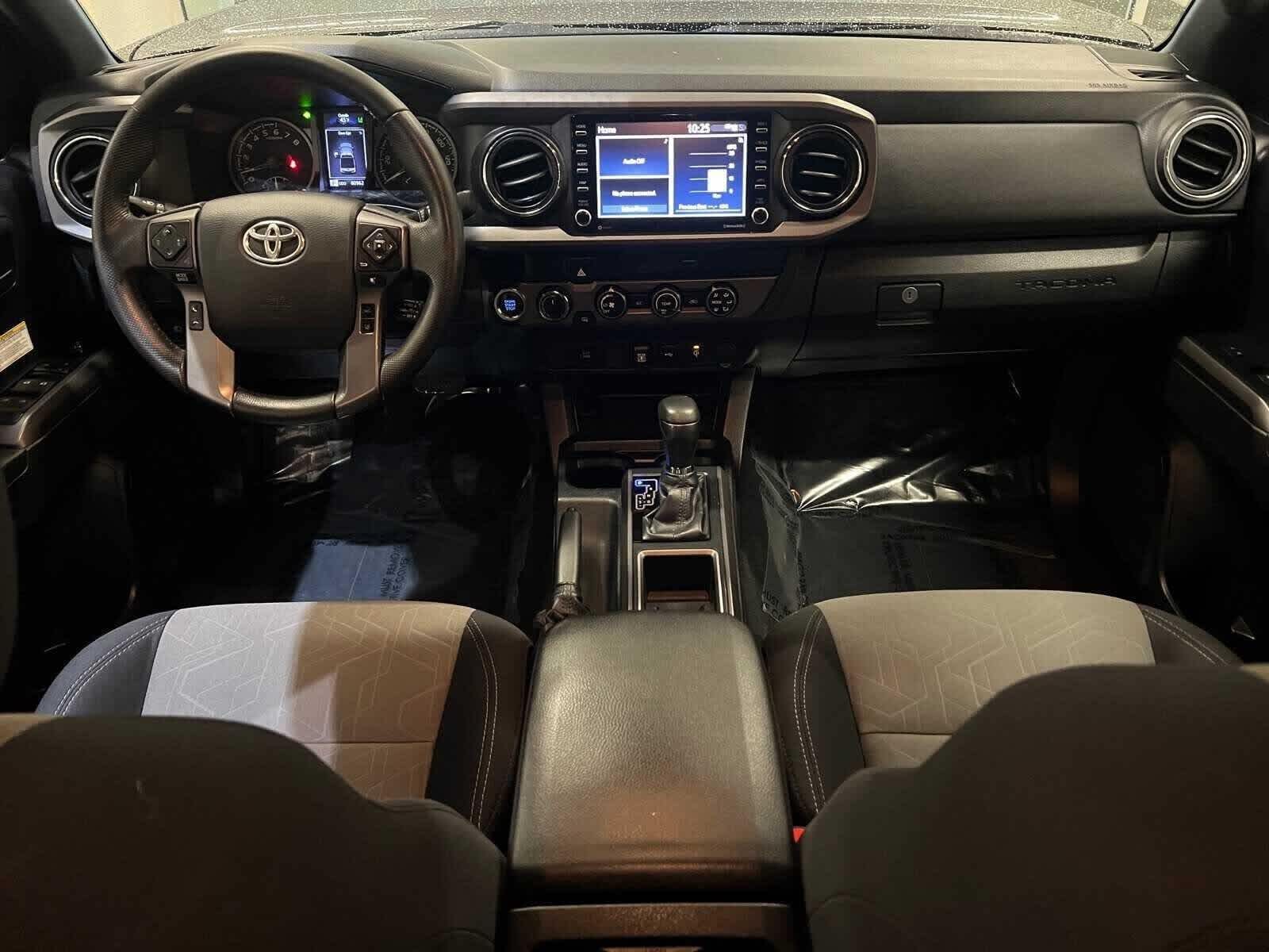 Thumbnail: 2020 Toyota Tacoma - 7