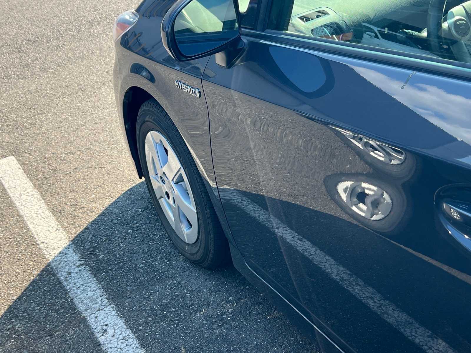 Thumbnail: 2011 Toyota Prius - 6