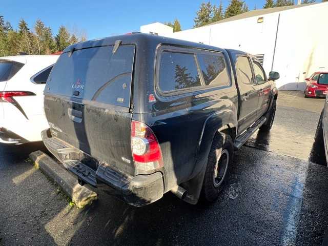 Thumbnail: 2015 Toyota Tacoma - 7