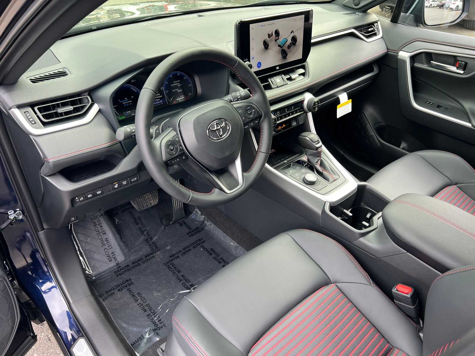2025 Toyota RAV4 XSE 2