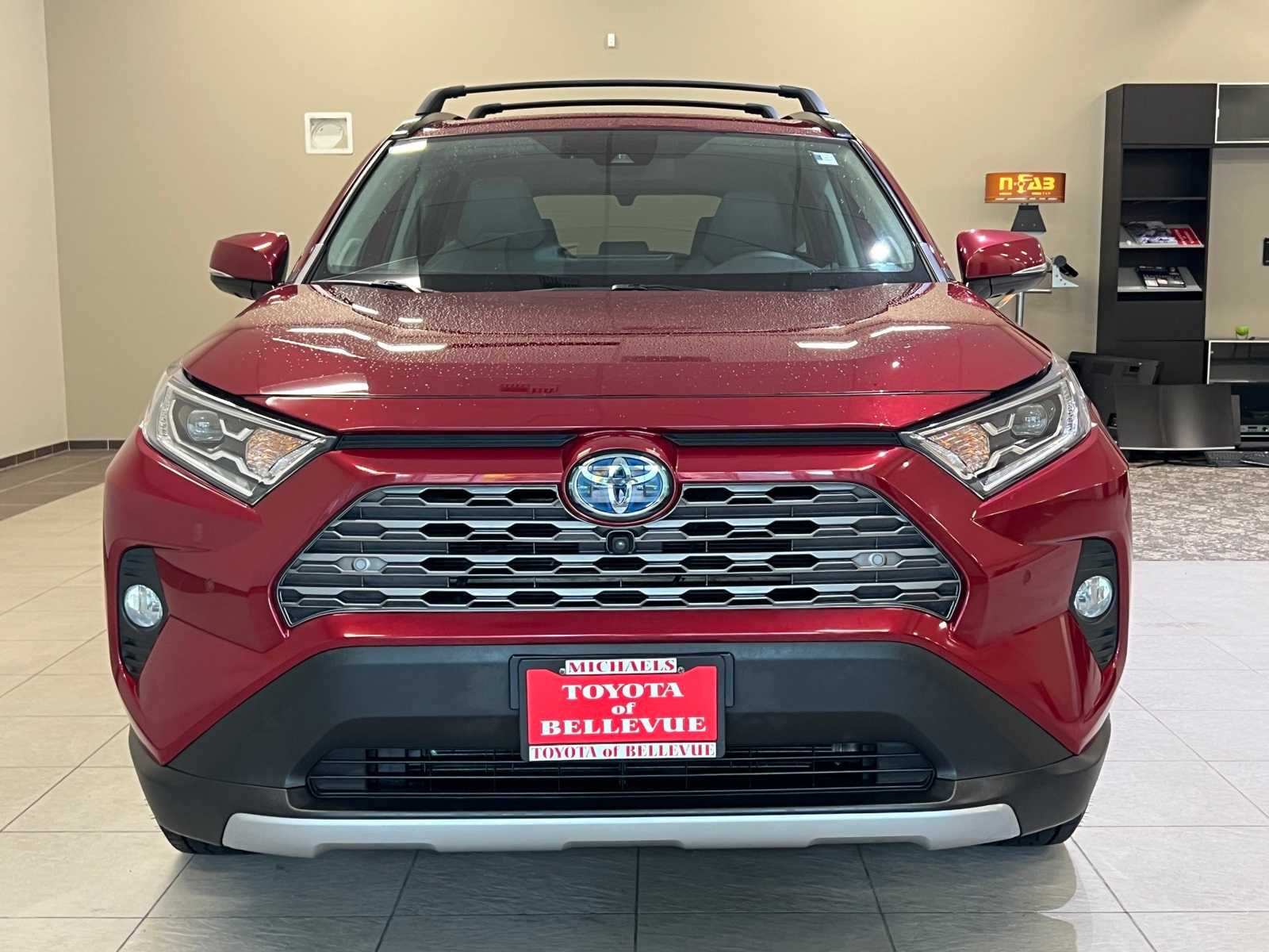 Thumbnail: 2020 Toyota RAV4 - 8