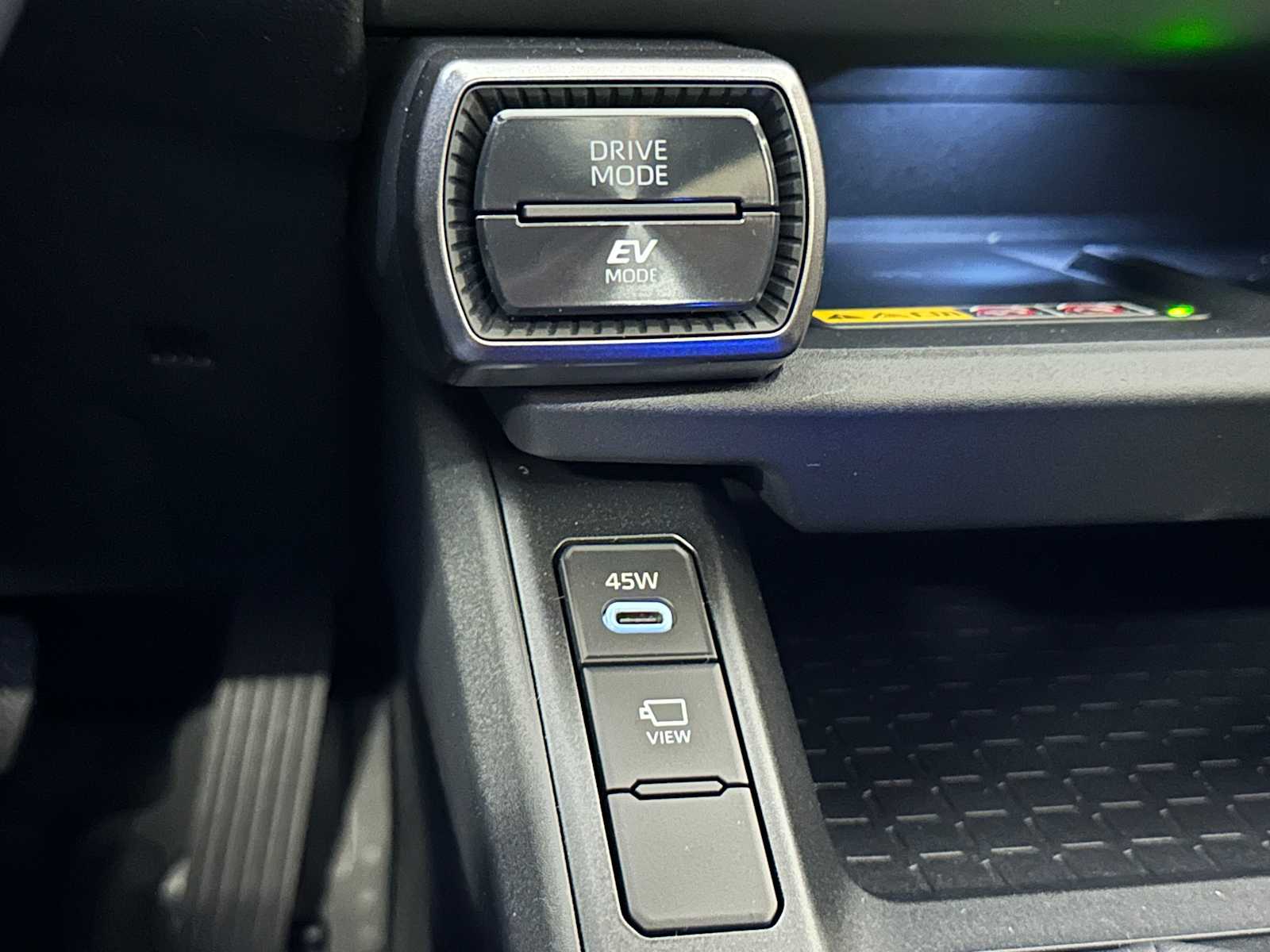 Thumbnail: 2026 Toyota RAV4 - 15