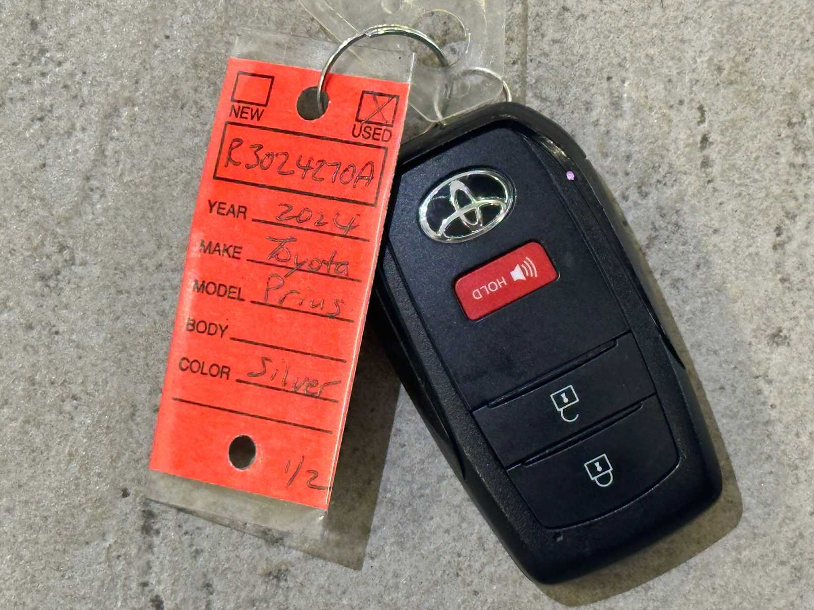 Thumbnail: 2024 Toyota Prius - 32