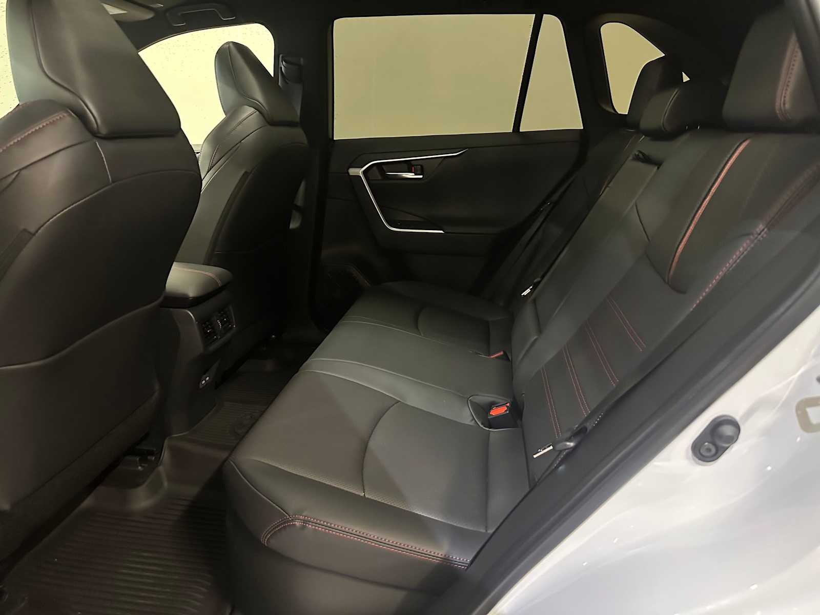 Thumbnail: 2025 Toyota RAV4 - 24