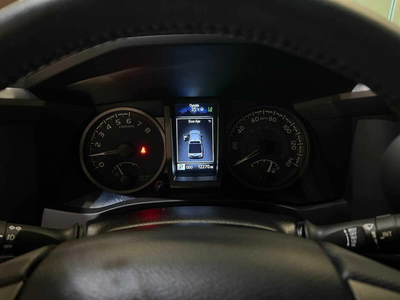 Thumbnail: 2023 Toyota Tacoma - 17