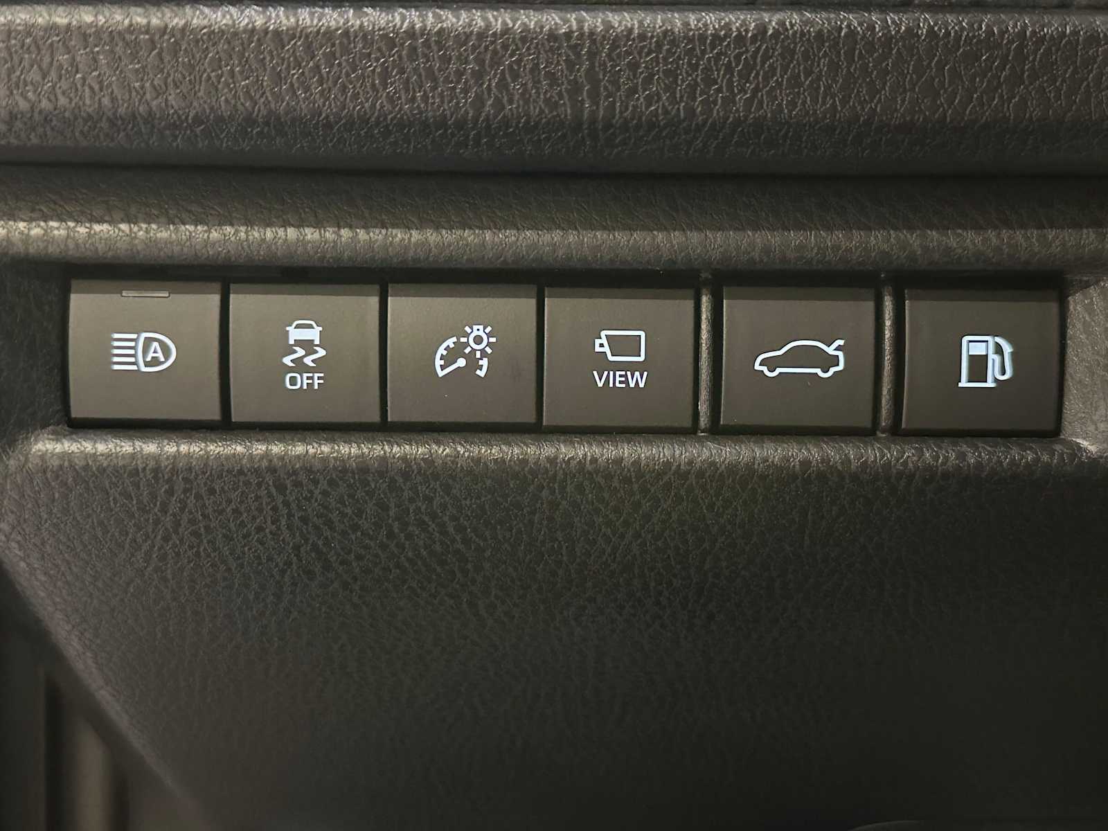 Thumbnail: 2026 Toyota Camry - 19