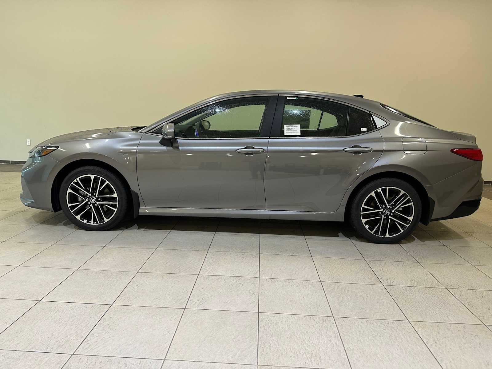 Thumbnail: 2026 Toyota Camry - 3