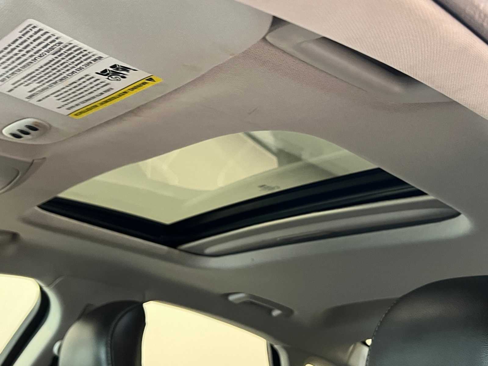 Thumbnail: 2014 Ford Fusion - 17