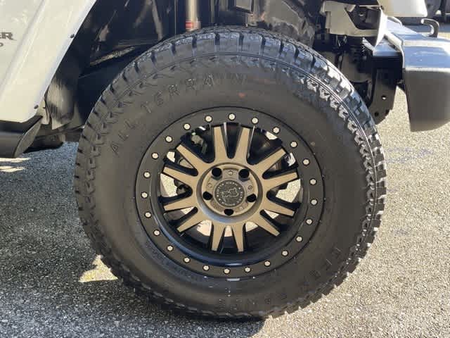 Thumbnail: 2017 Jeep Wrangler - 7