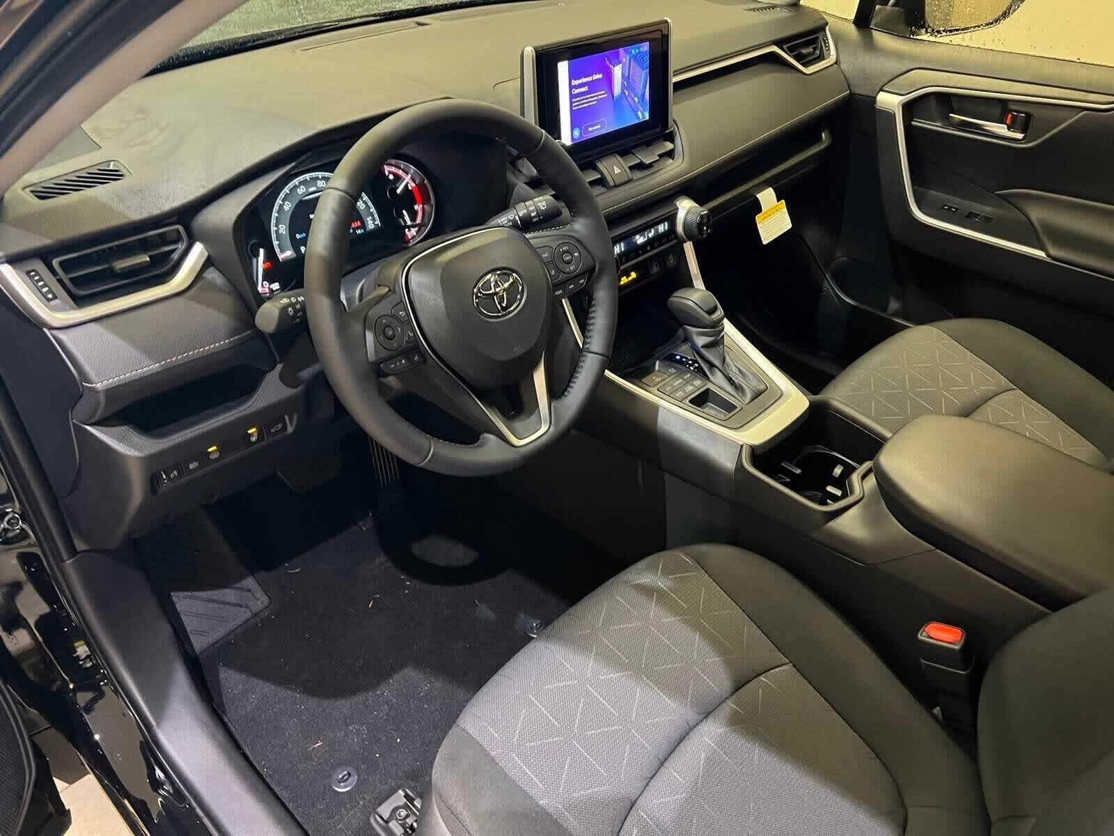 Thumbnail: 2025 Toyota RAV4 - 2