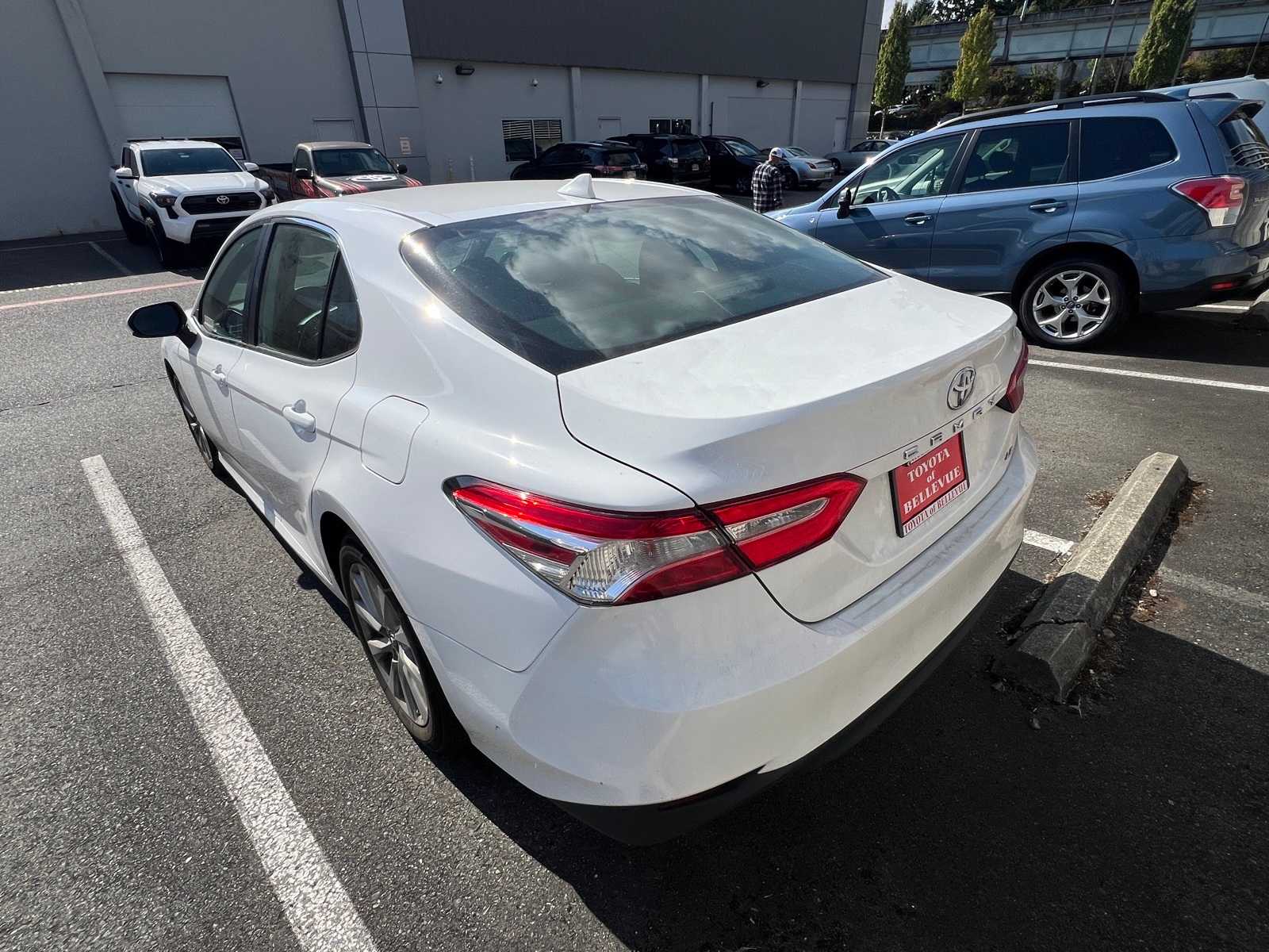 Thumbnail: 2019 Toyota Camry - 10