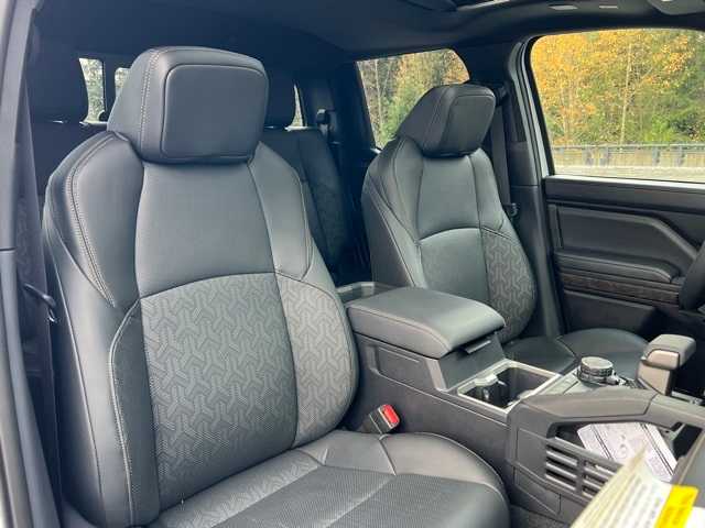 Thumbnail: 2024 Toyota Tacoma - 14