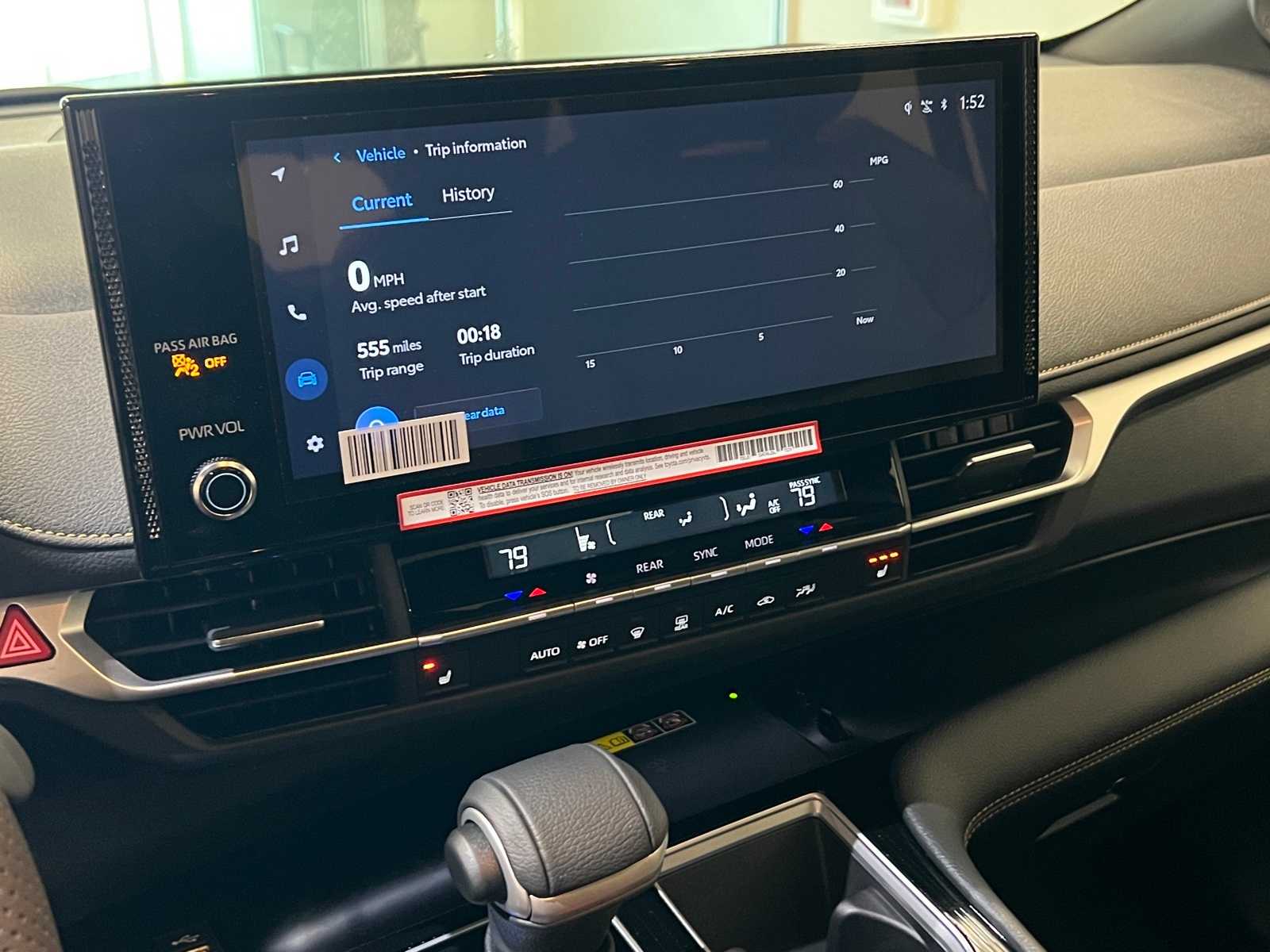 Thumbnail: 2025 Toyota Sienna - 24