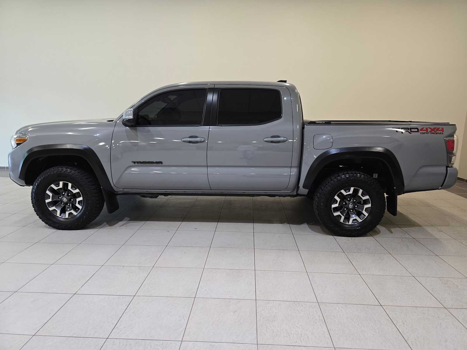 Thumbnail: 2021 Toyota Tacoma - 3