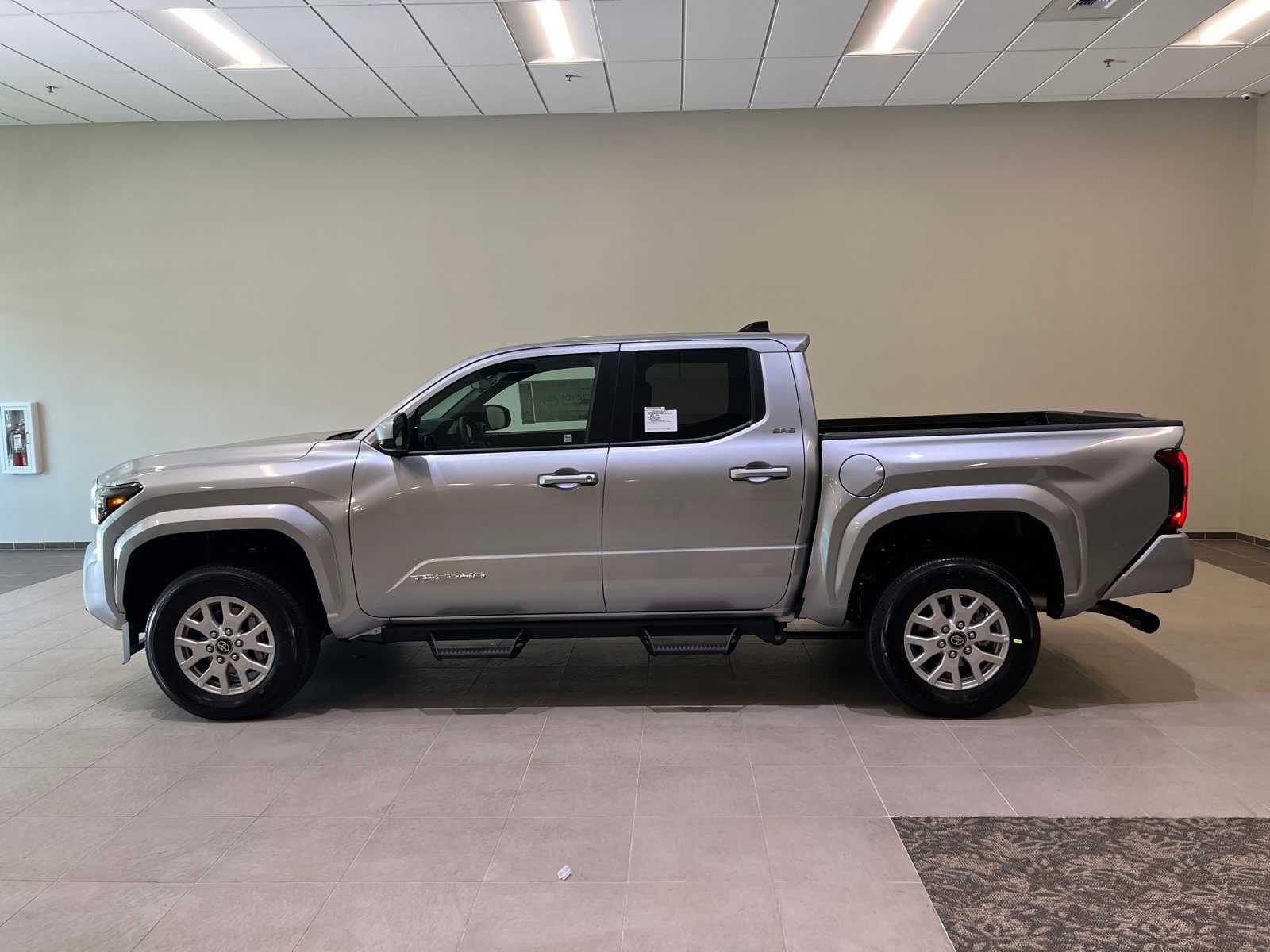 Thumbnail: 2025 Toyota Tacoma - 3