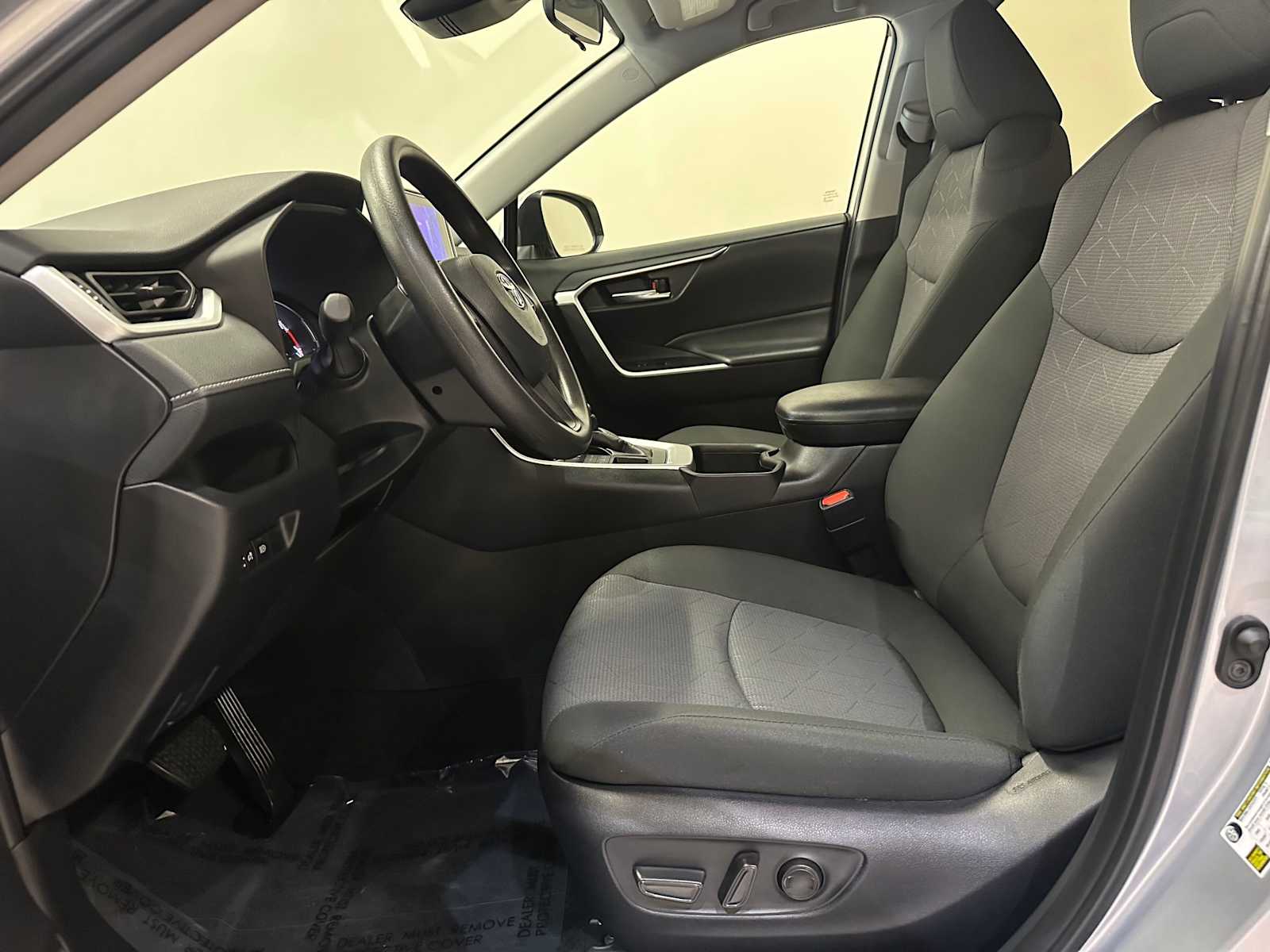 Thumbnail: 2024 Toyota RAV4 - 21