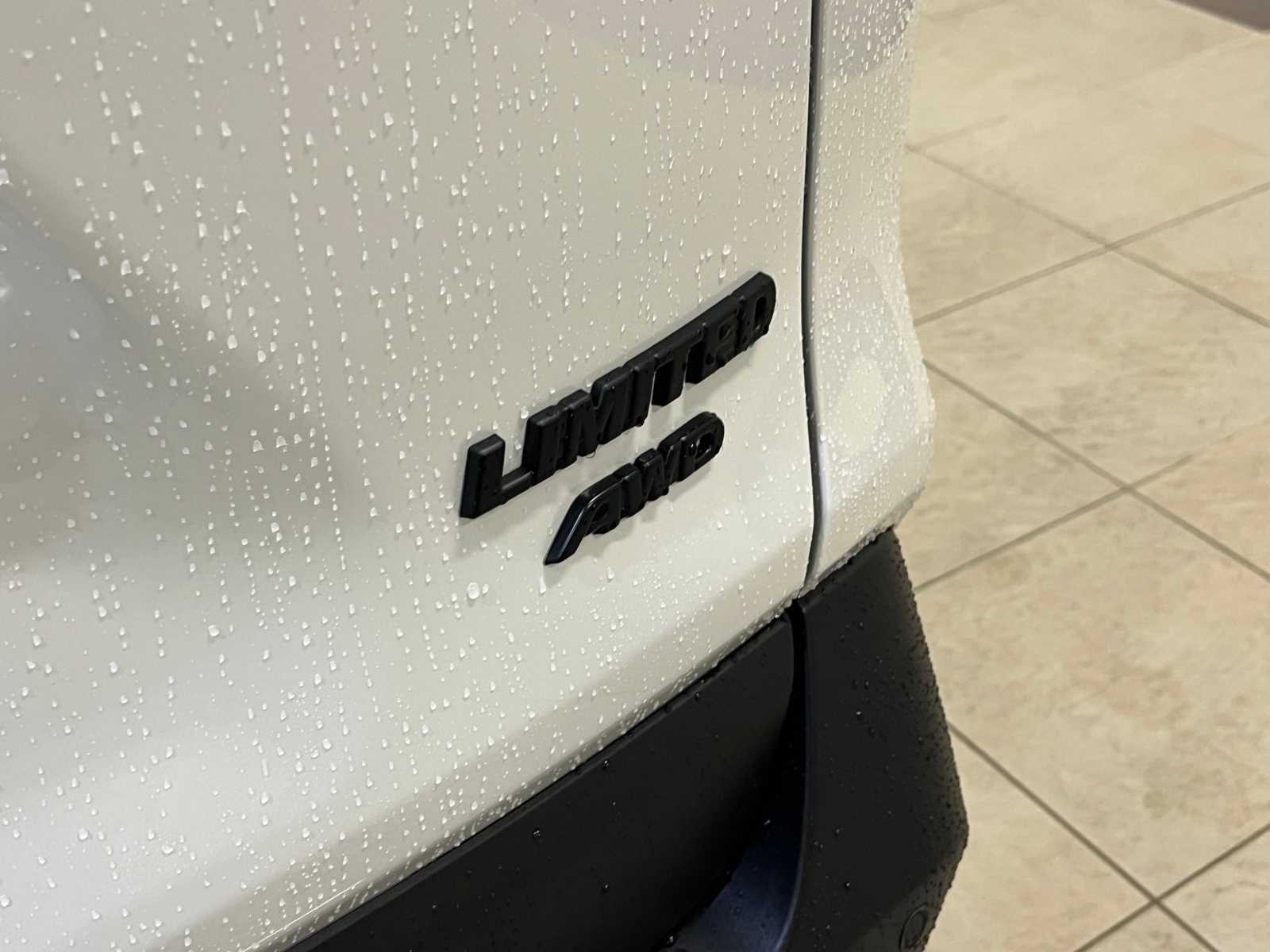 Thumbnail: 2025 Toyota RAV4 - 6