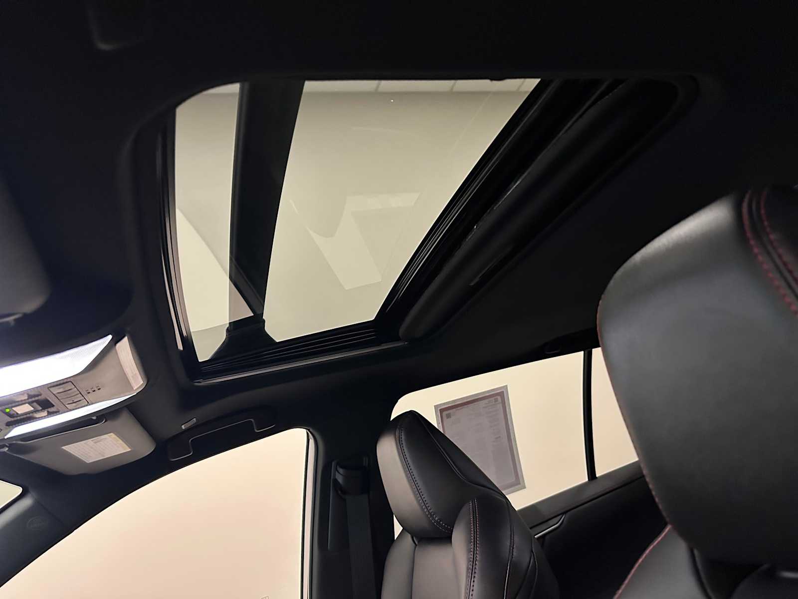 Thumbnail: 2025 Toyota RAV4 - 21