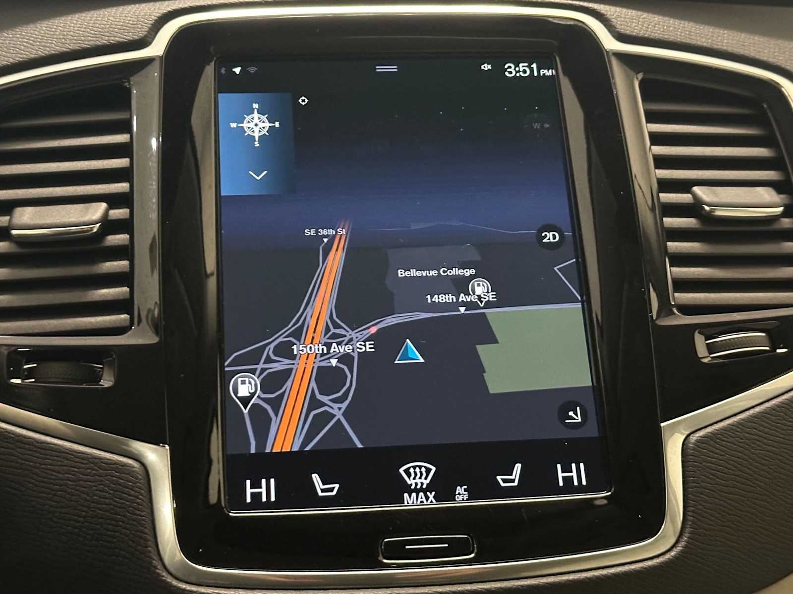 Thumbnail: 2022 Volvo XC90 - 14