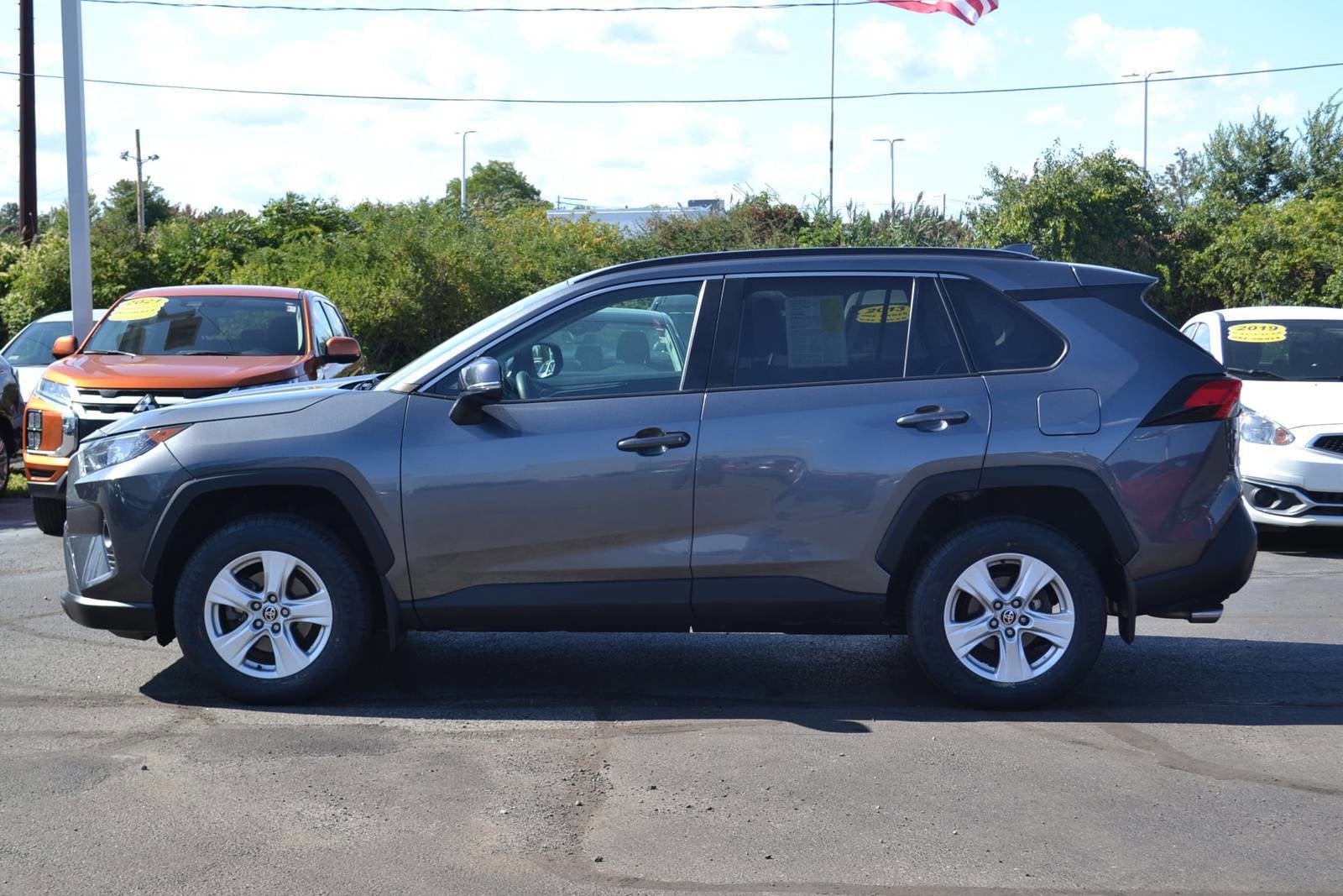 Used 2021 Toyota RAV4 XLE with VIN 2T3P1RFV3MC226572 for sale in Danvers, MA