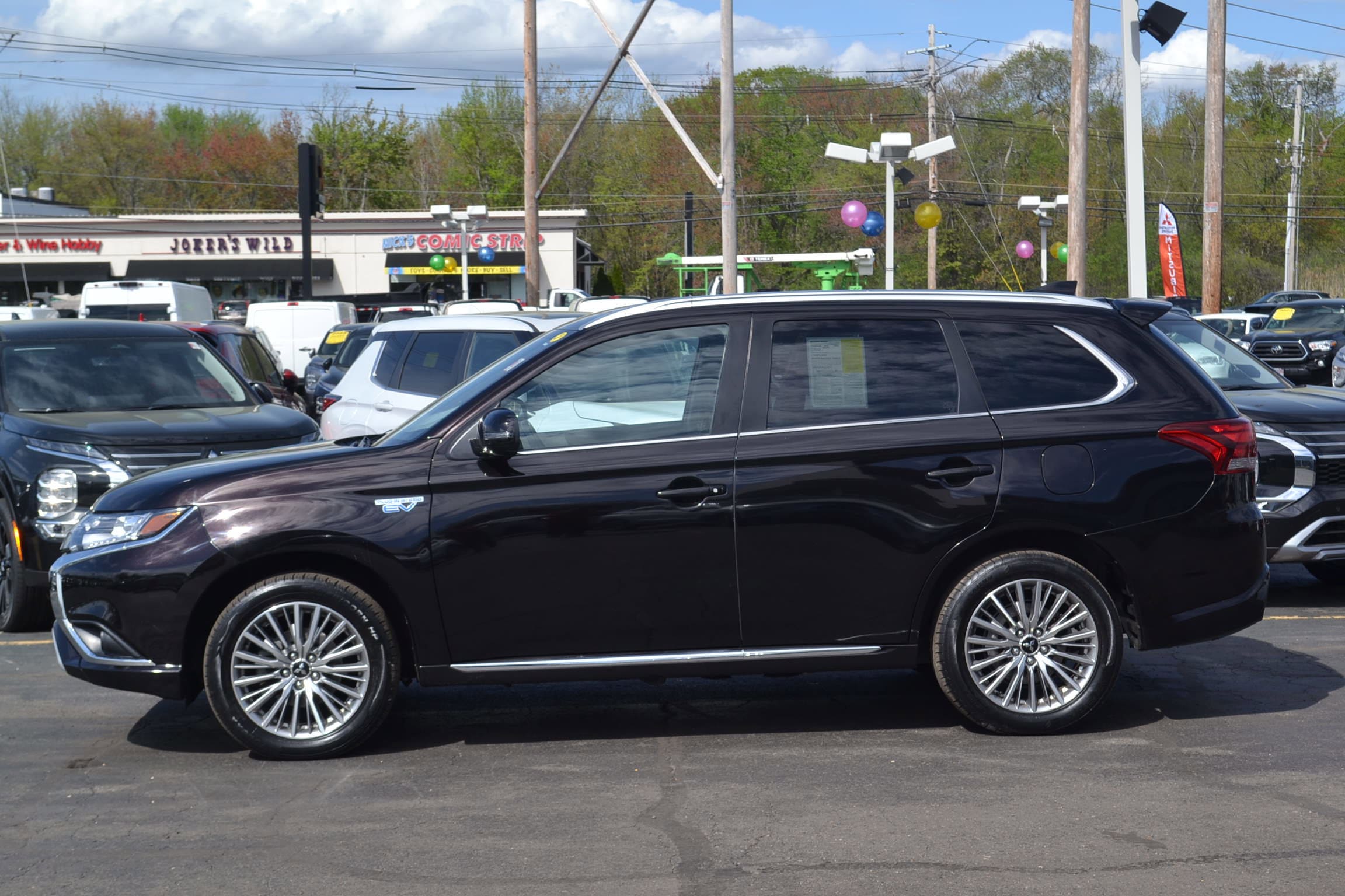 Used 2022 Mitsubishi Outlander PHEV SE with VIN JA4J2VA76NZ031077 for sale in Danvers, MA