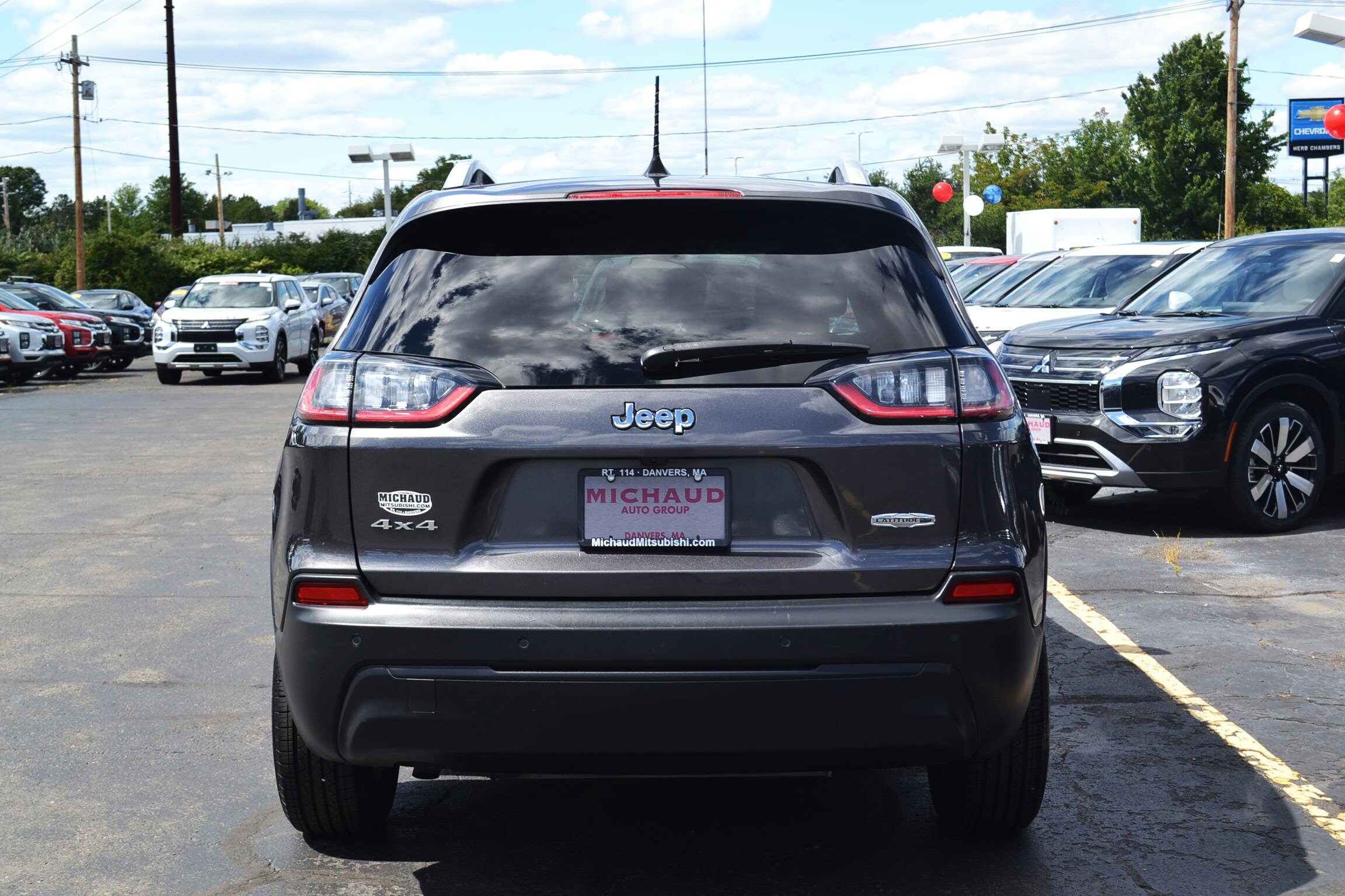 2020 Jeep Cherokee Latitude photo 3