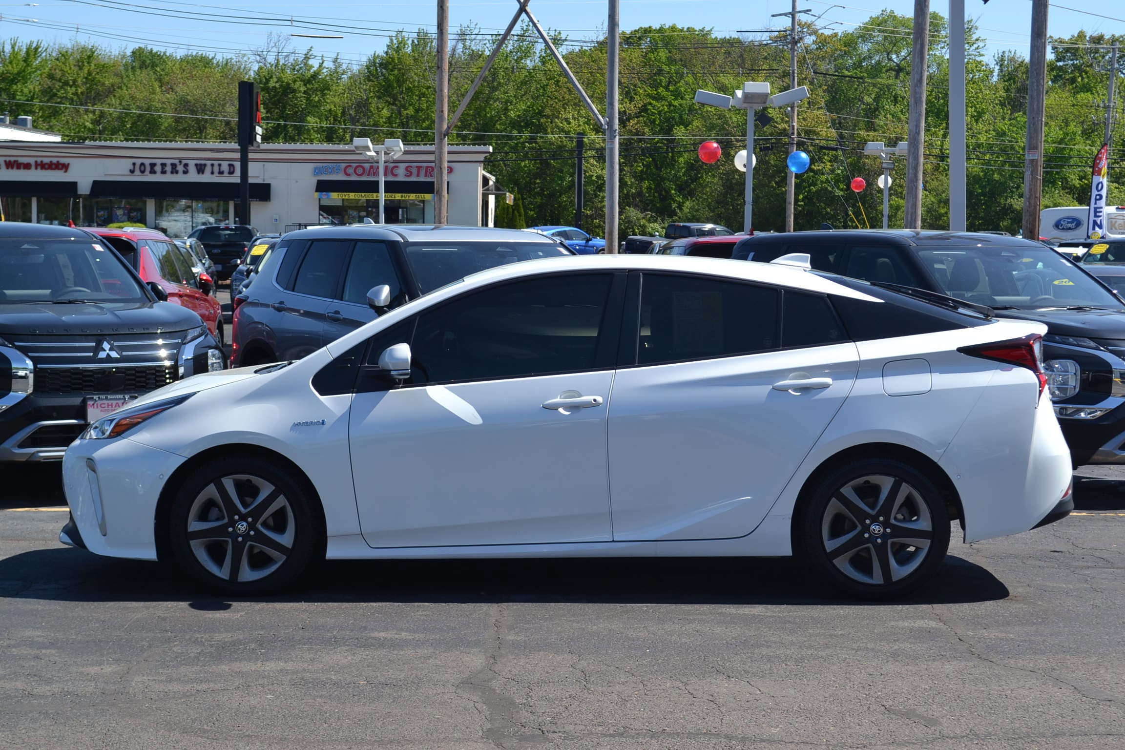 Used 2022 Toyota Prius XLE with VIN JTDKAMFU6N3181442 for sale in Danvers, MA
